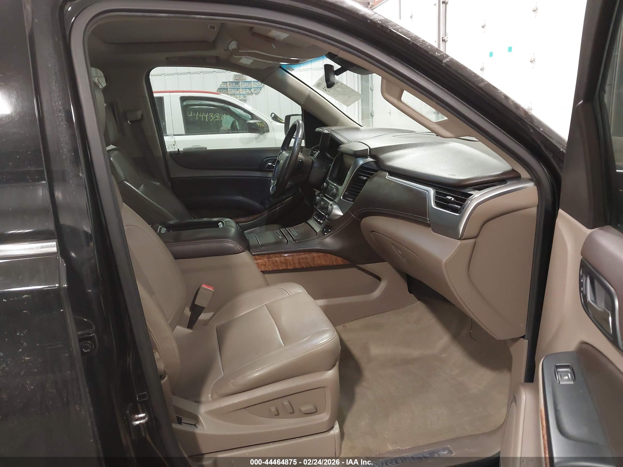 CHEVROLET TAHOE image 5