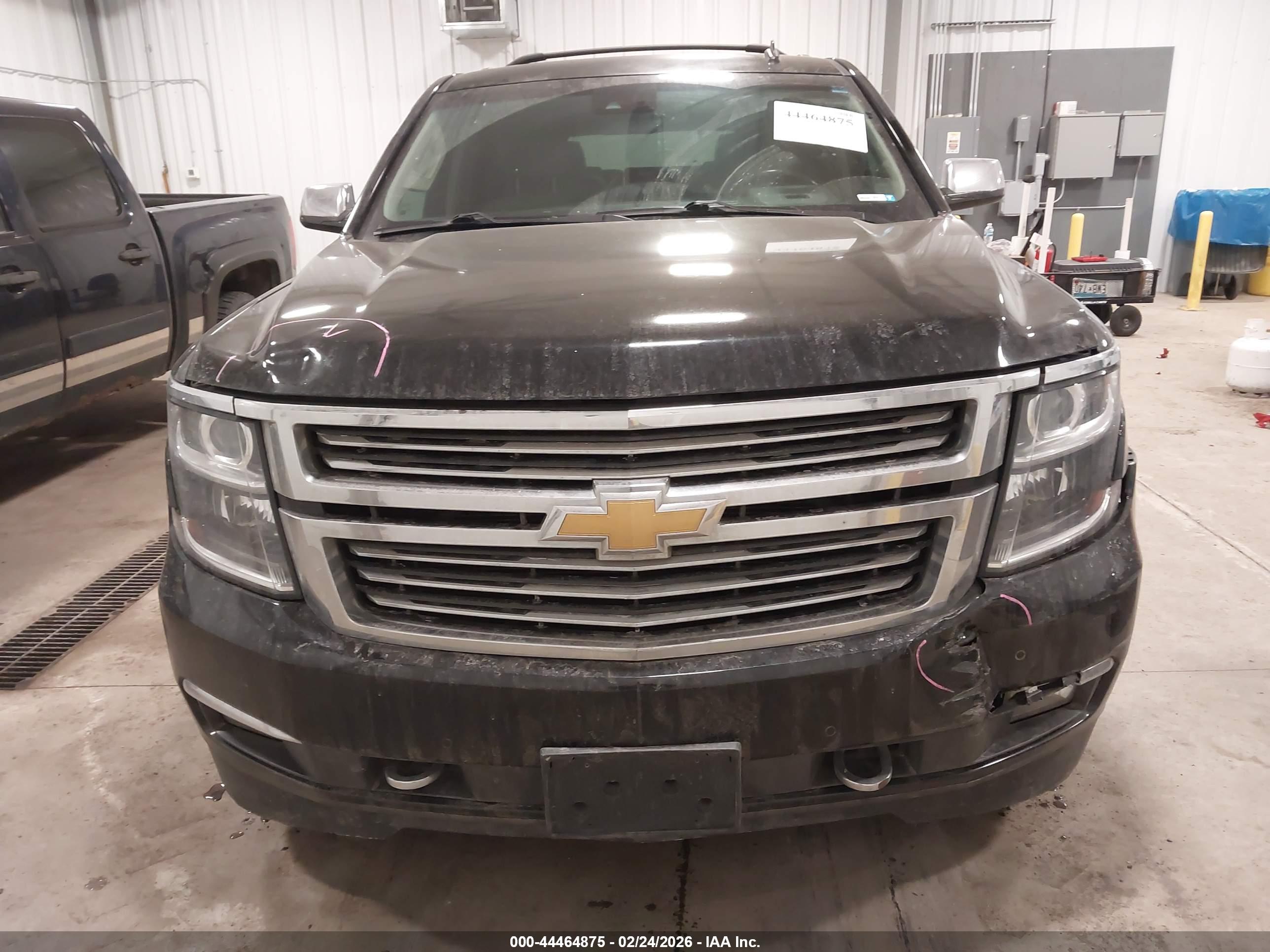 CHEVROLET TAHOE image 6