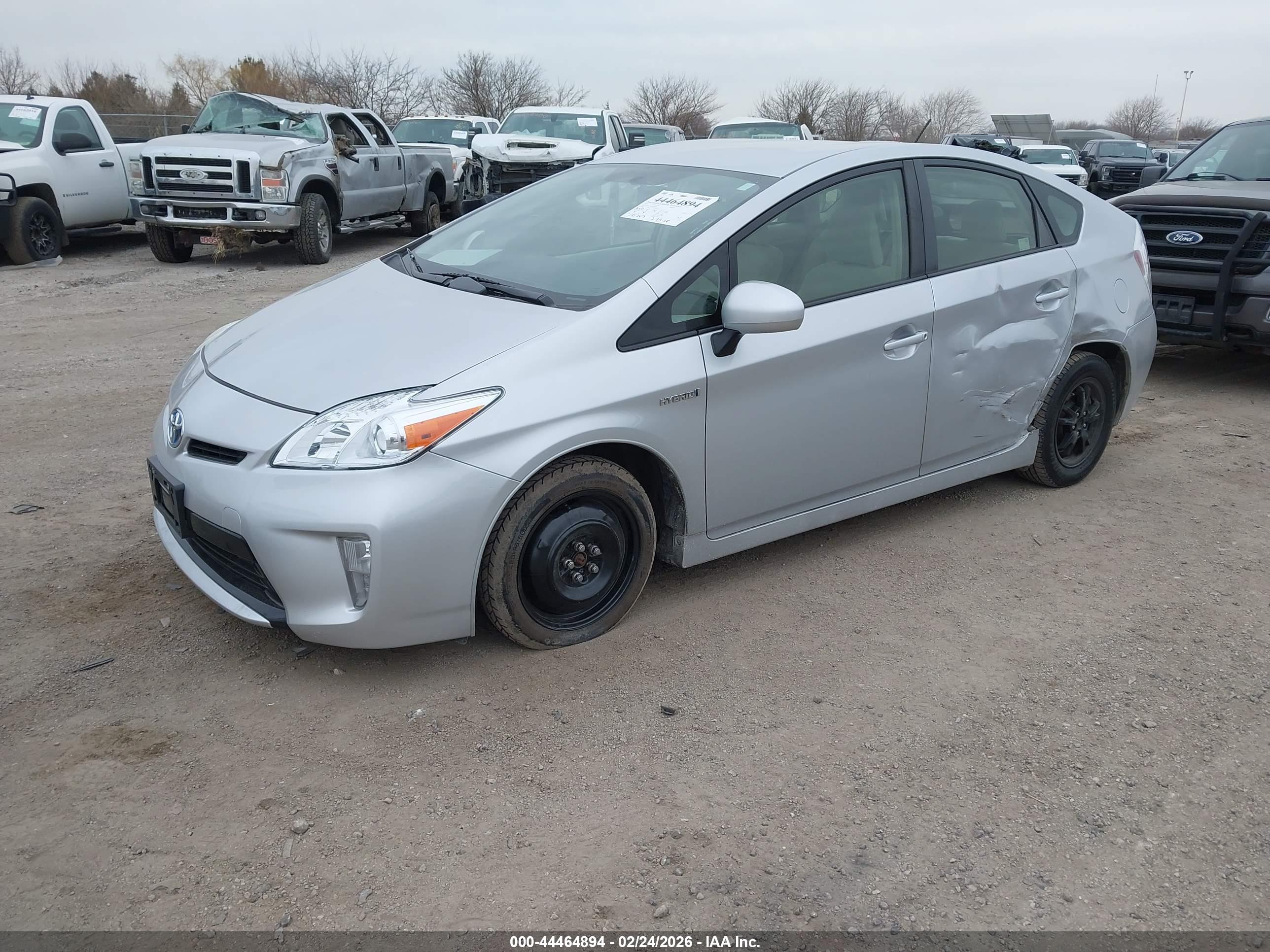 TOYOTA PRIUS image 2