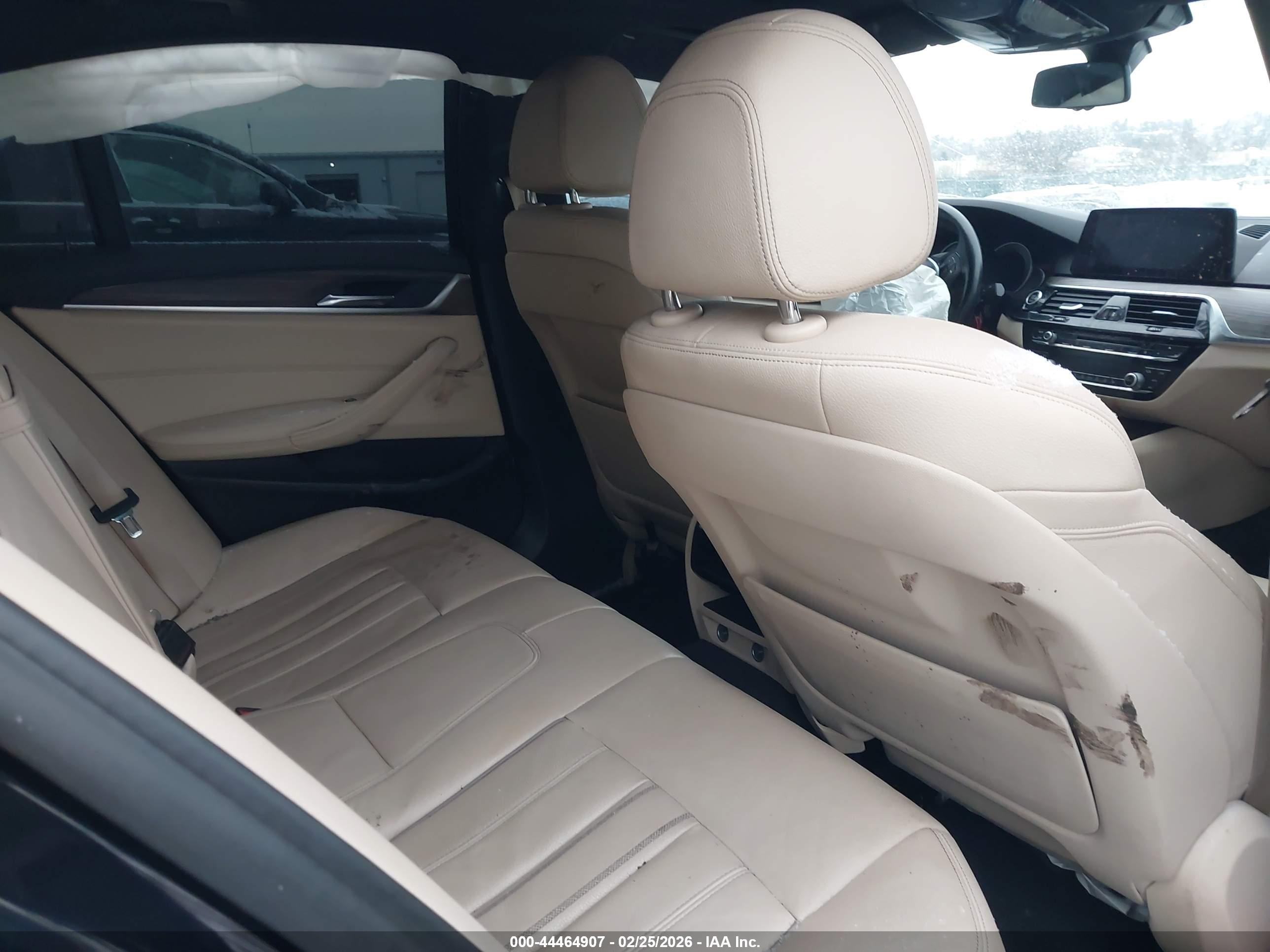 BMW 530I image 8
