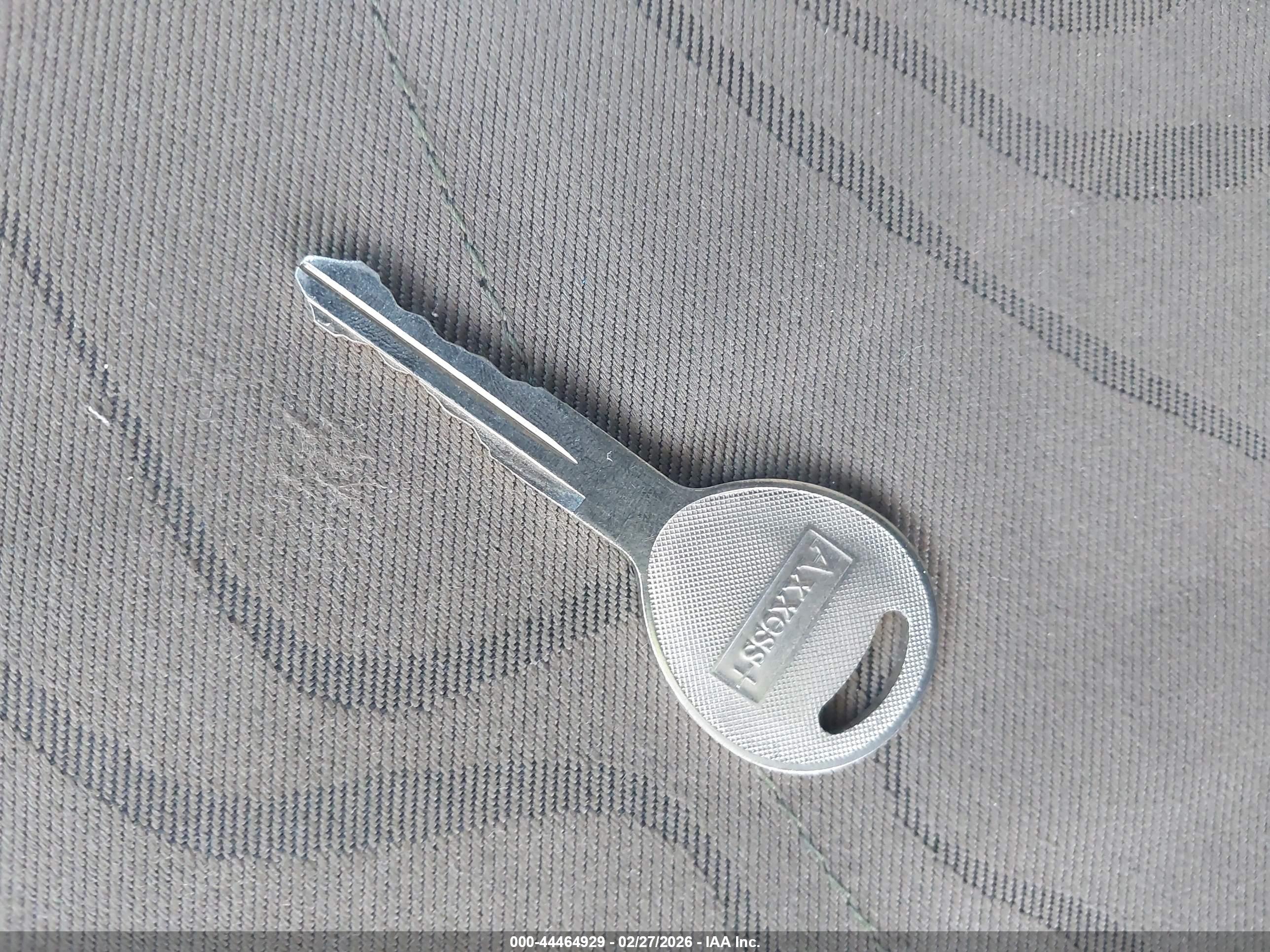 VOLVO VN image 11