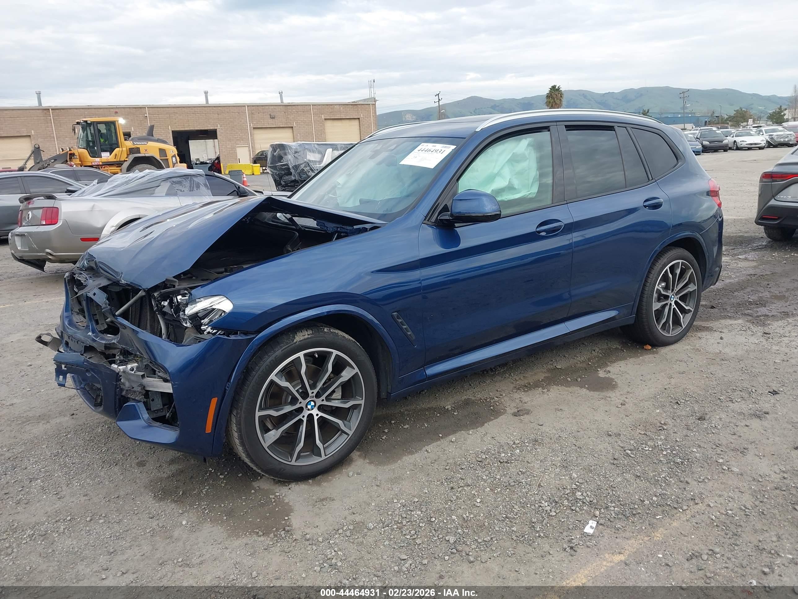 BMW X3 image 2