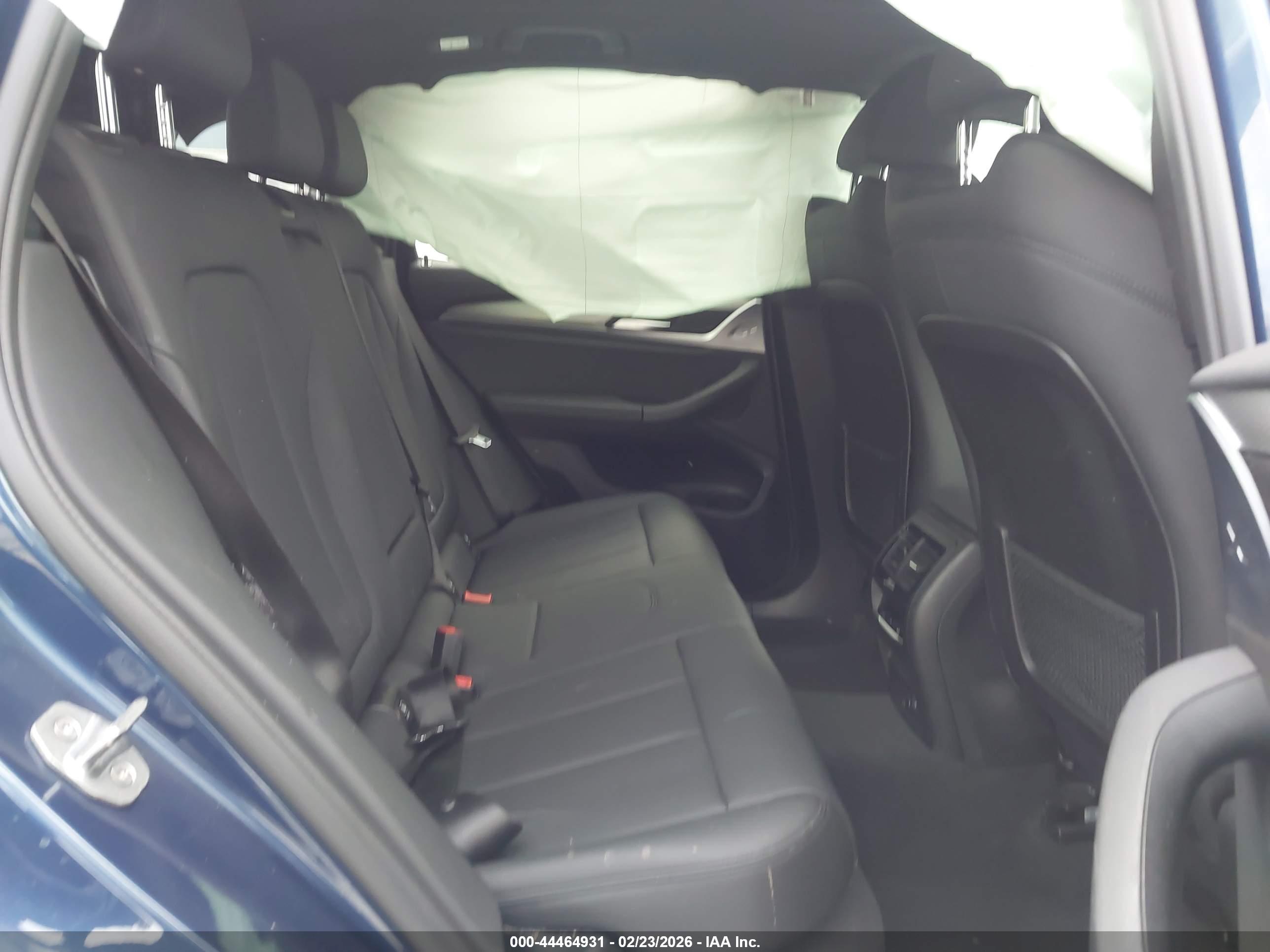 BMW X3 image 8