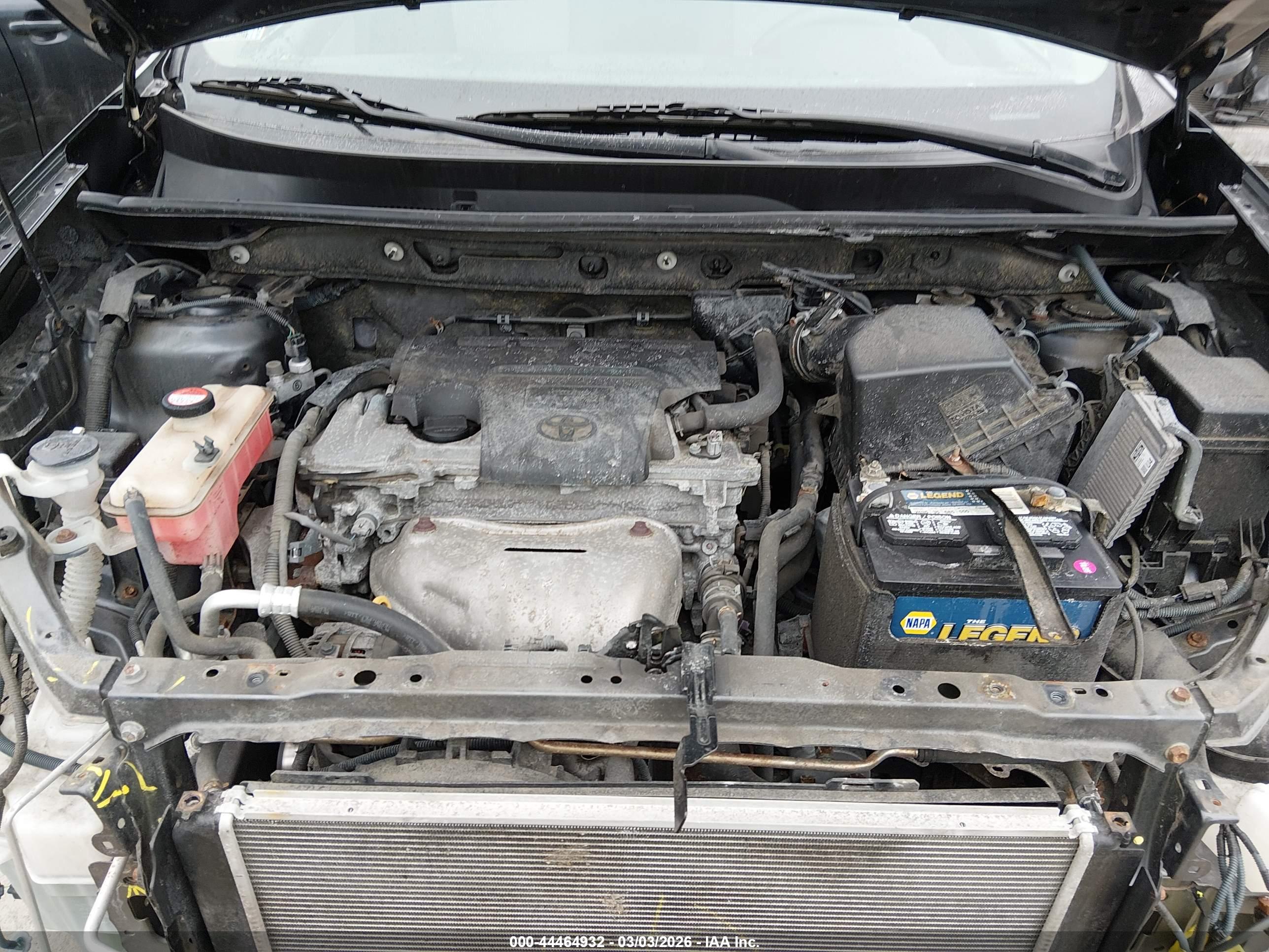 TOYOTA RAV4 image 10