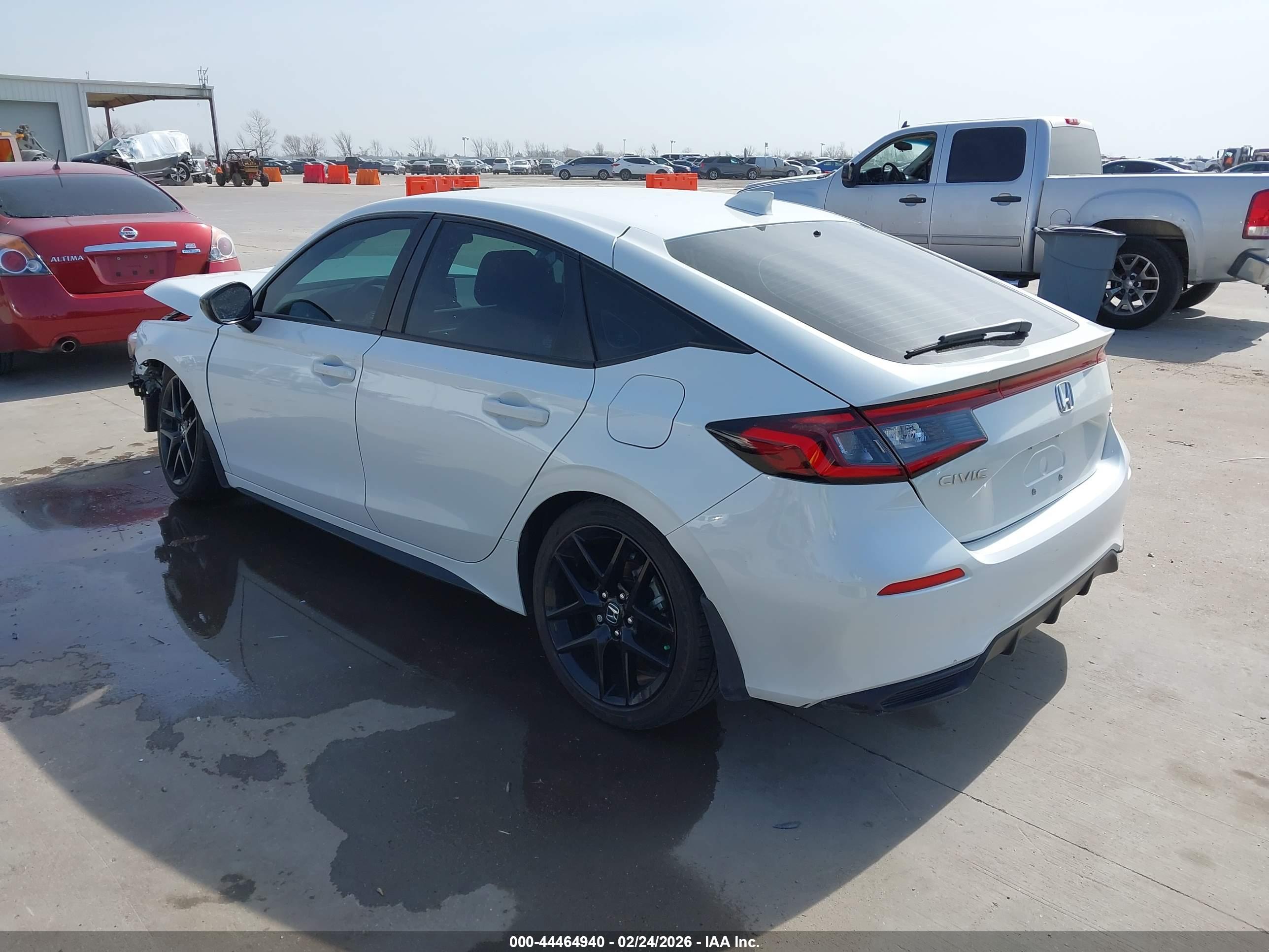 HONDA CIVIC image 3