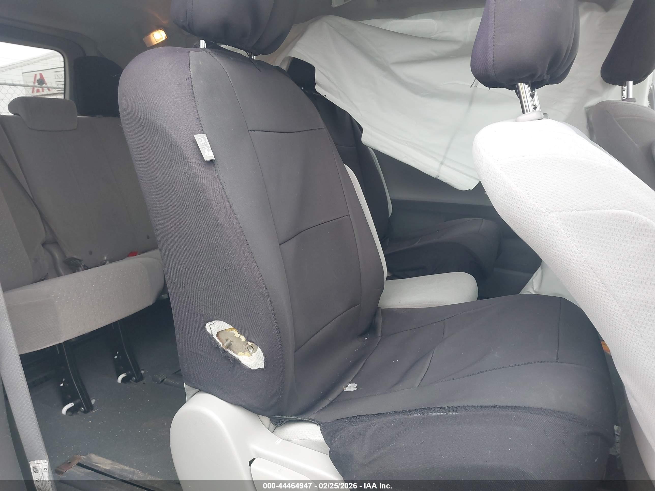 TOYOTA SIENNA image 8