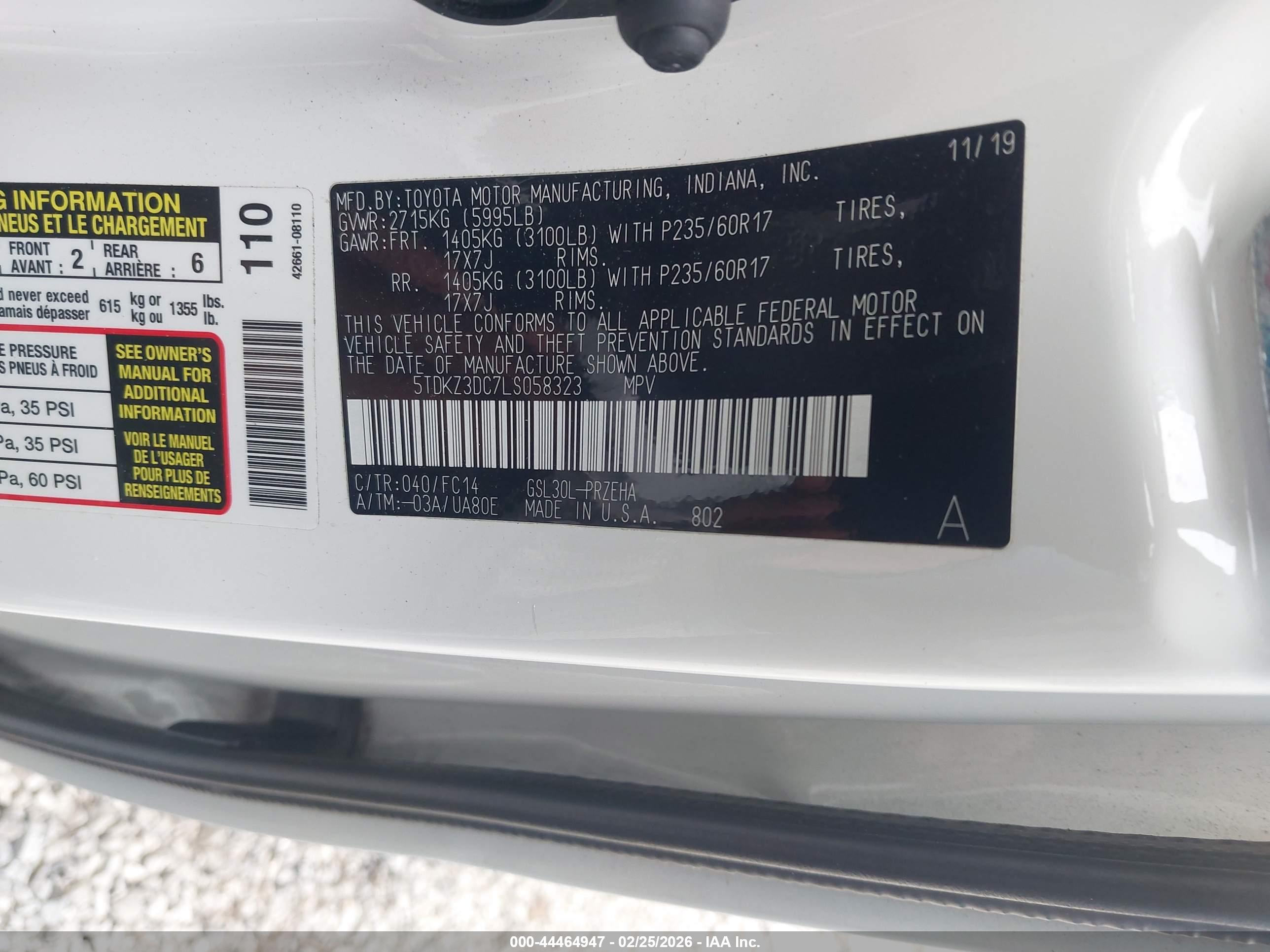 TOYOTA SIENNA image 9