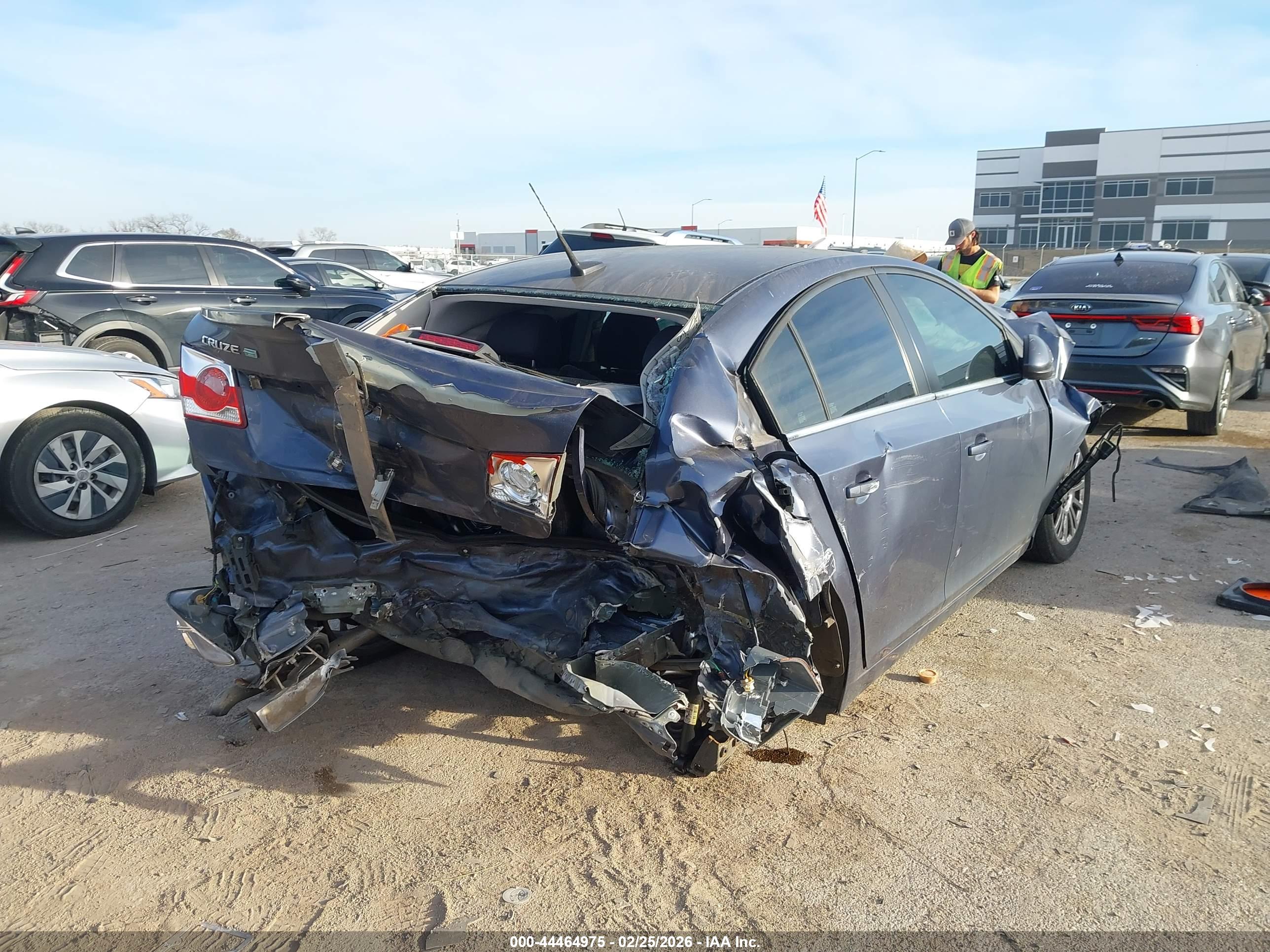 CHEVROLET CRUZE image 4