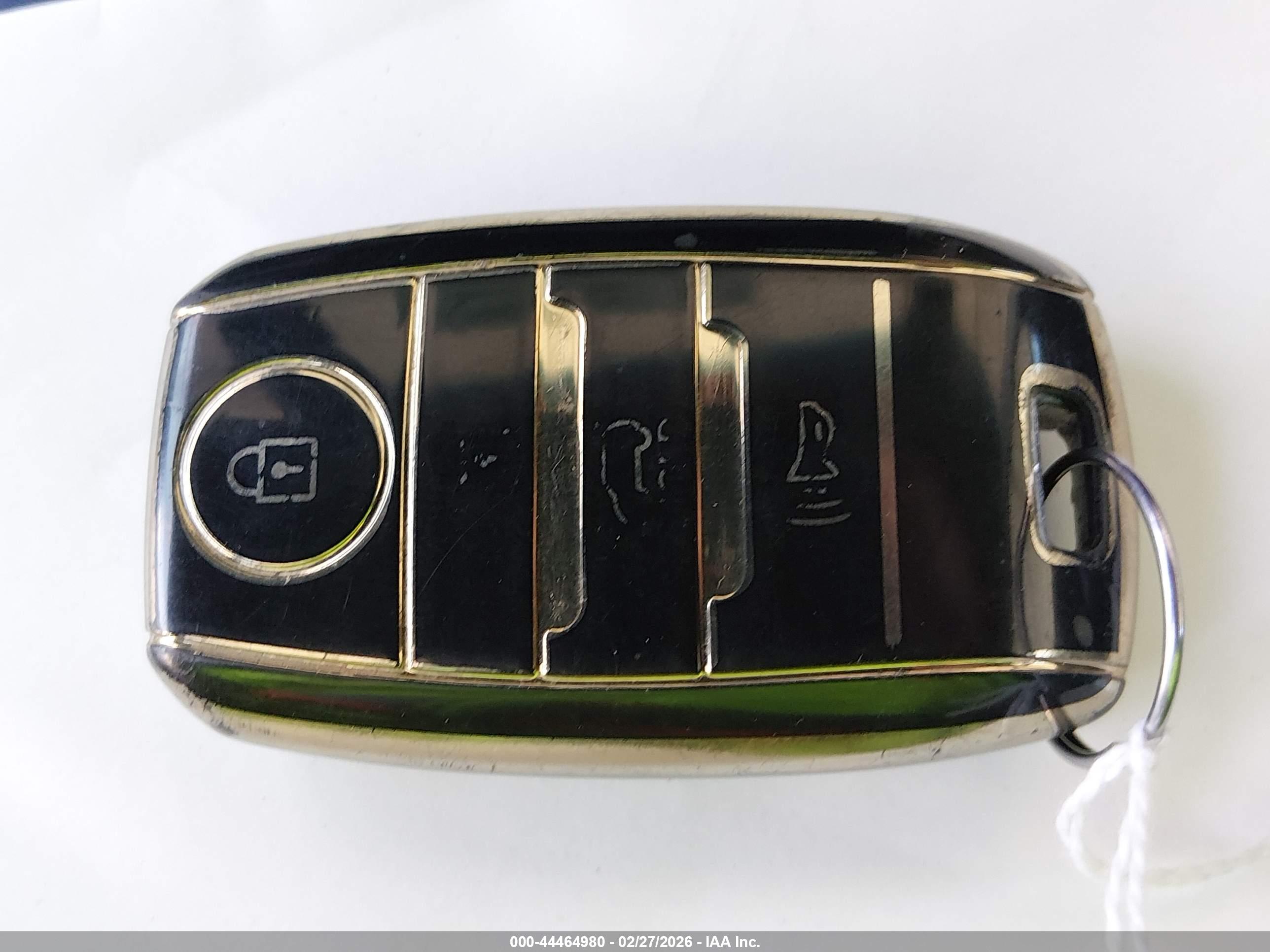 KIA NIRO image 11