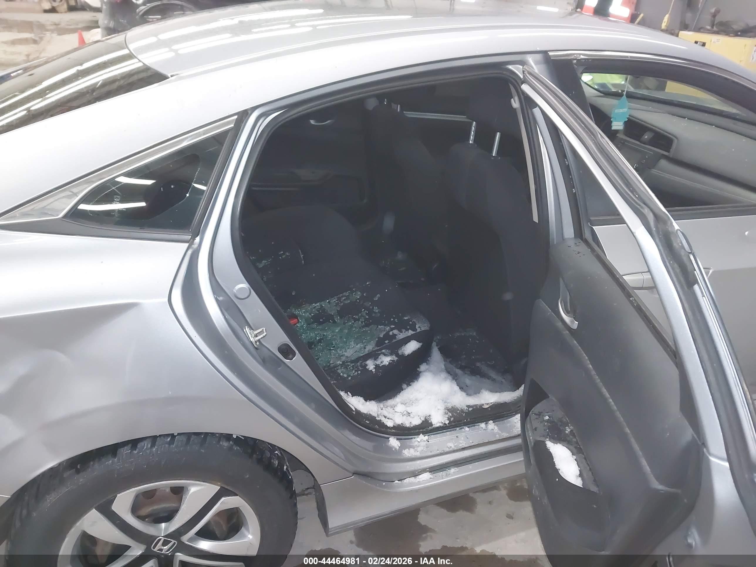 HONDA CIVIC image 8