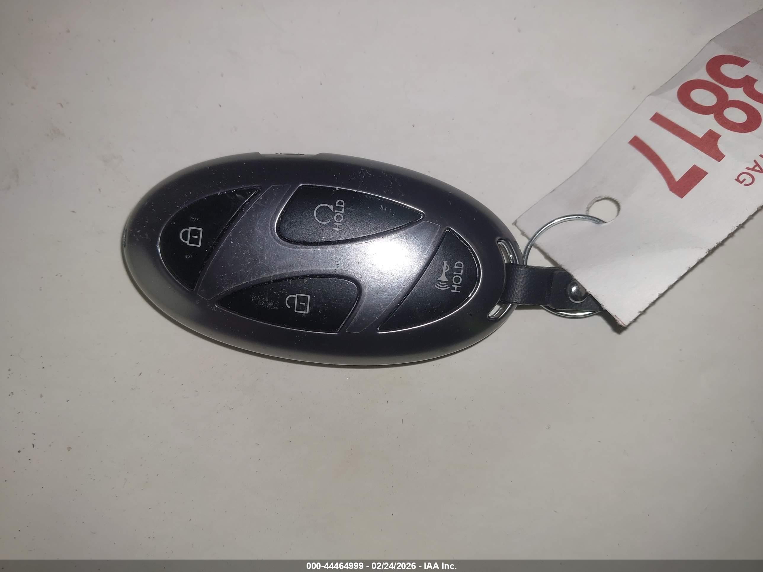 HYUNDAI ELANTRA image 11
