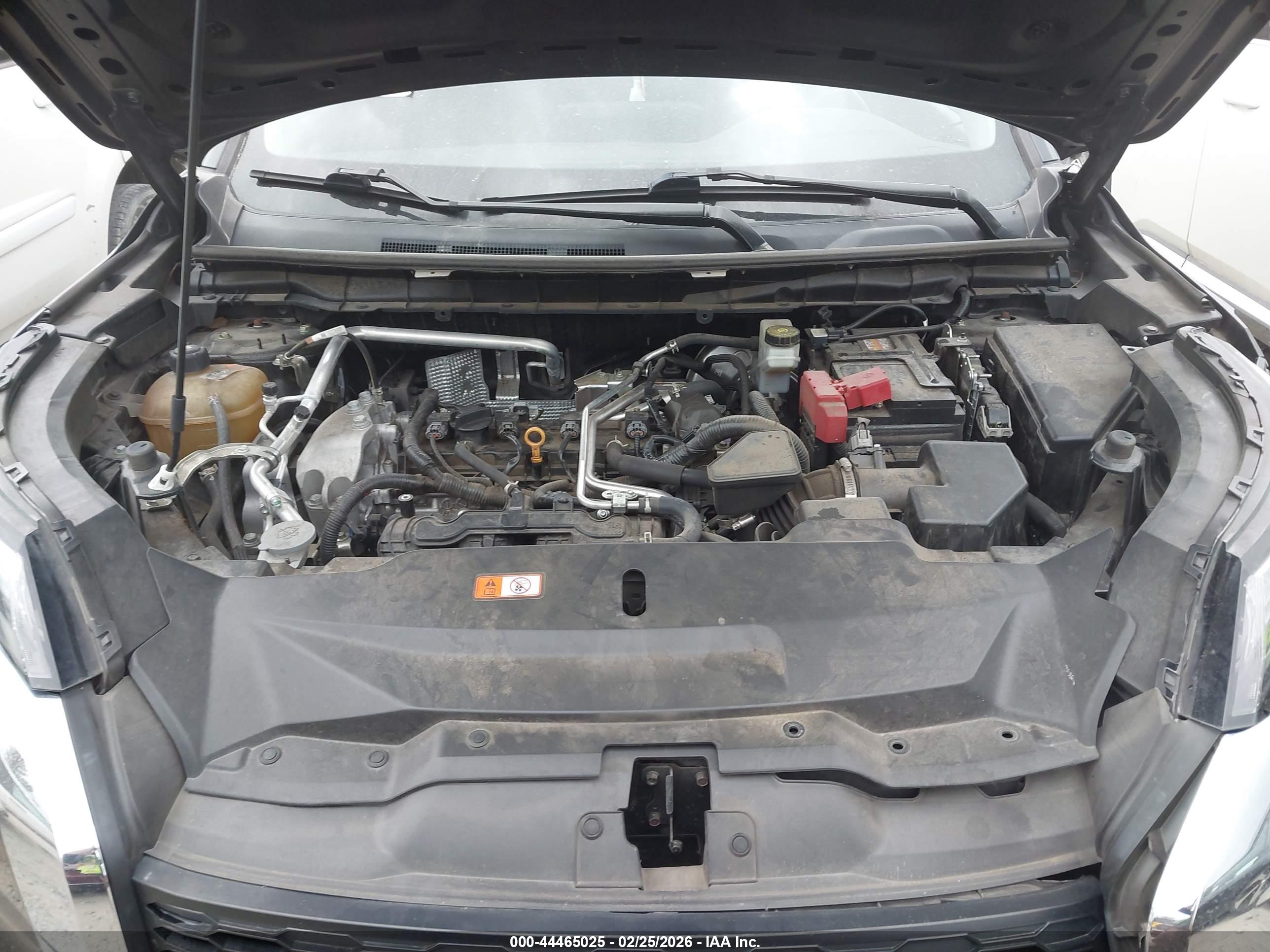 MITSUBISHI OUTLANDER image 10