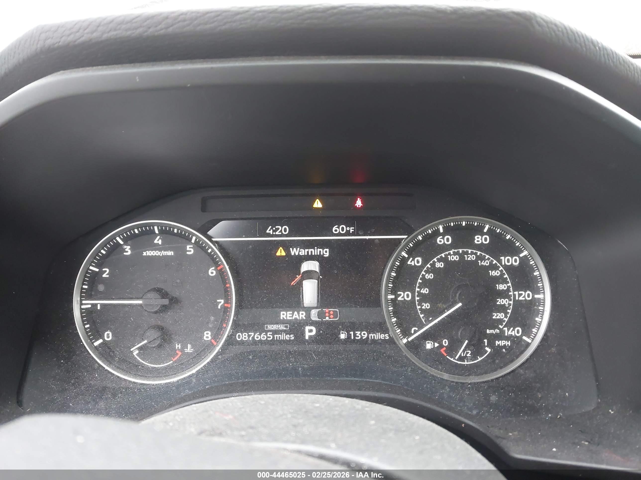 MITSUBISHI OUTLANDER image 7