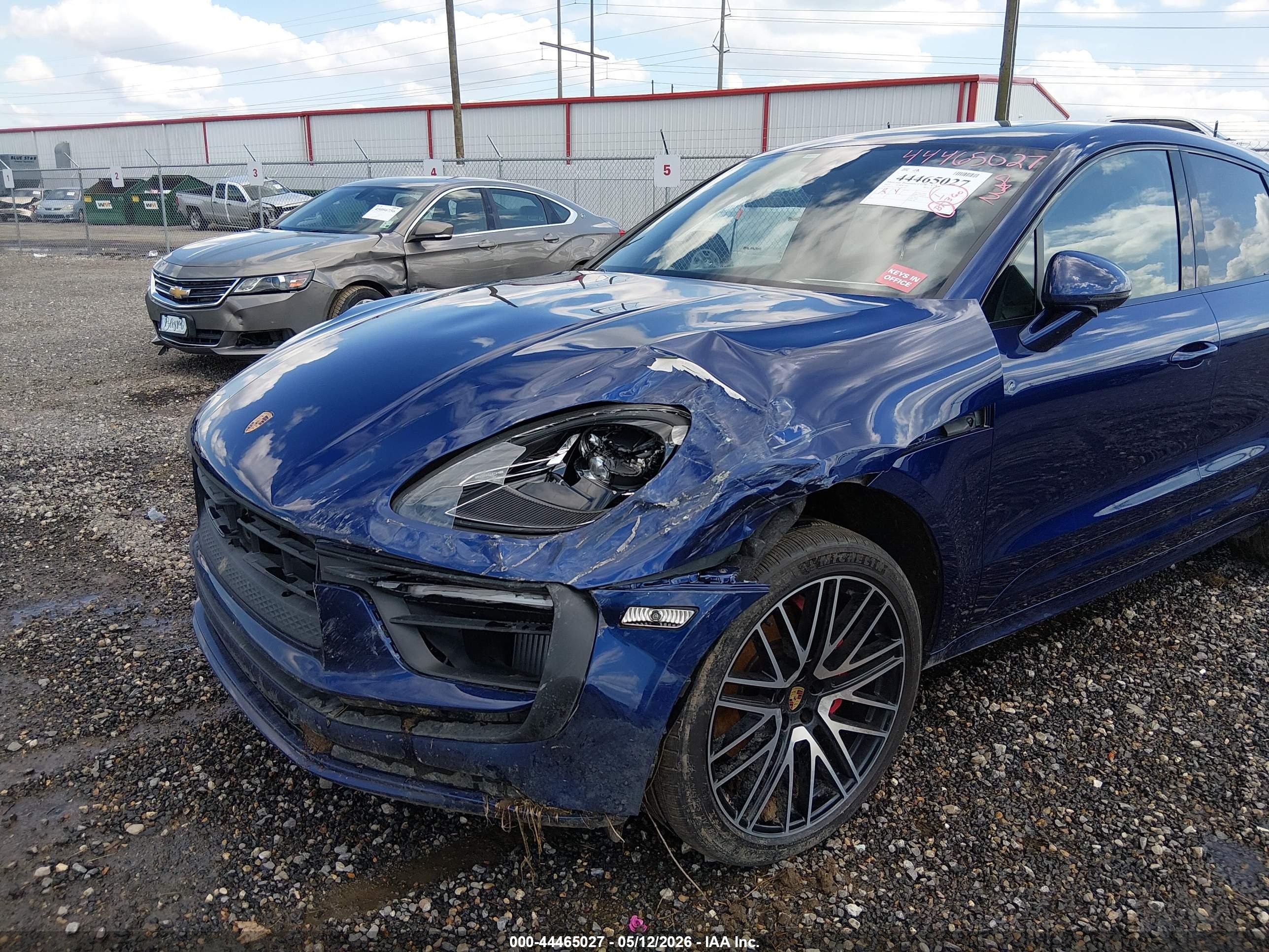 PORSCHE MACAN image 6