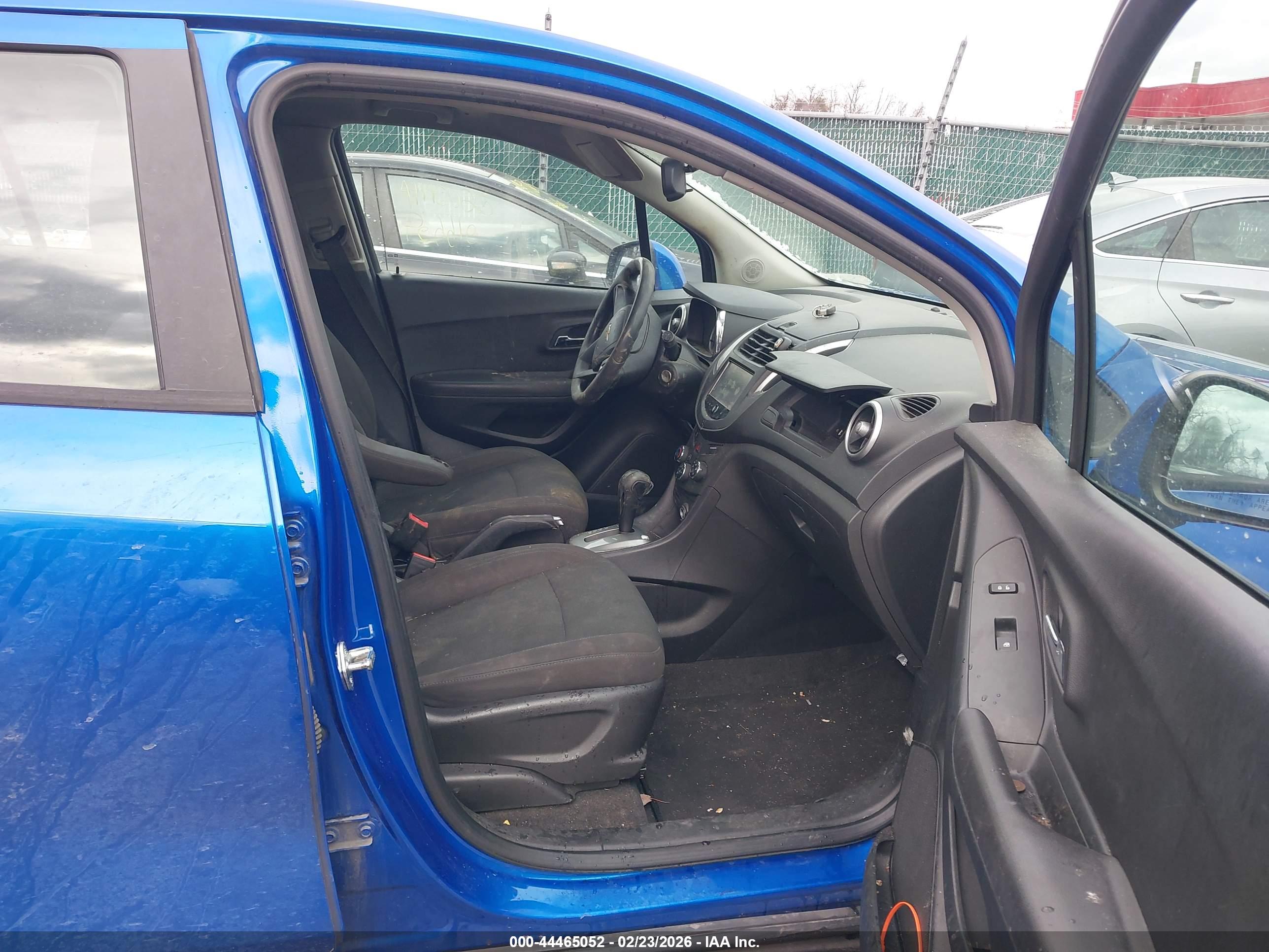 CHEVROLET TRAX image 5