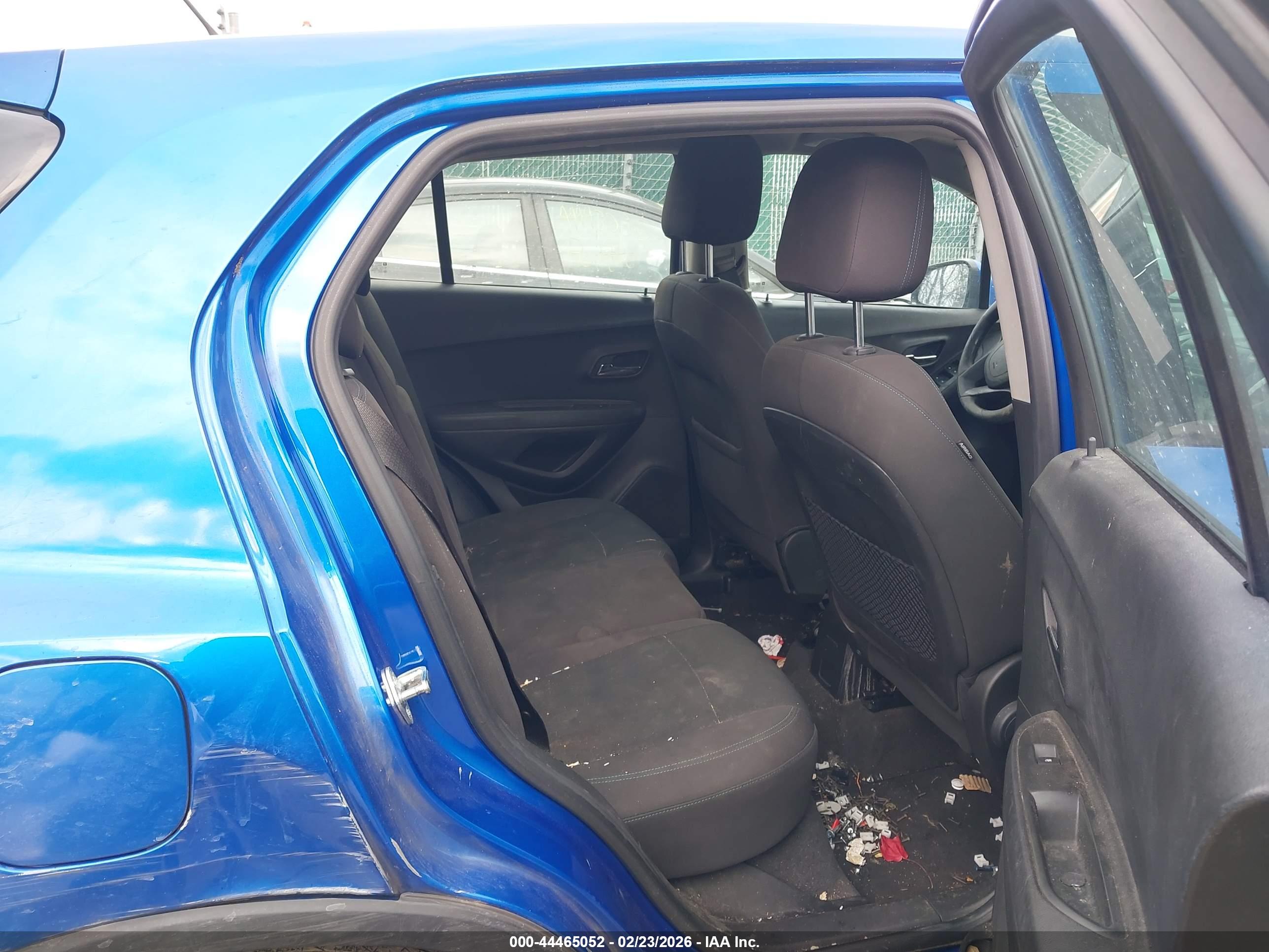 CHEVROLET TRAX image 8