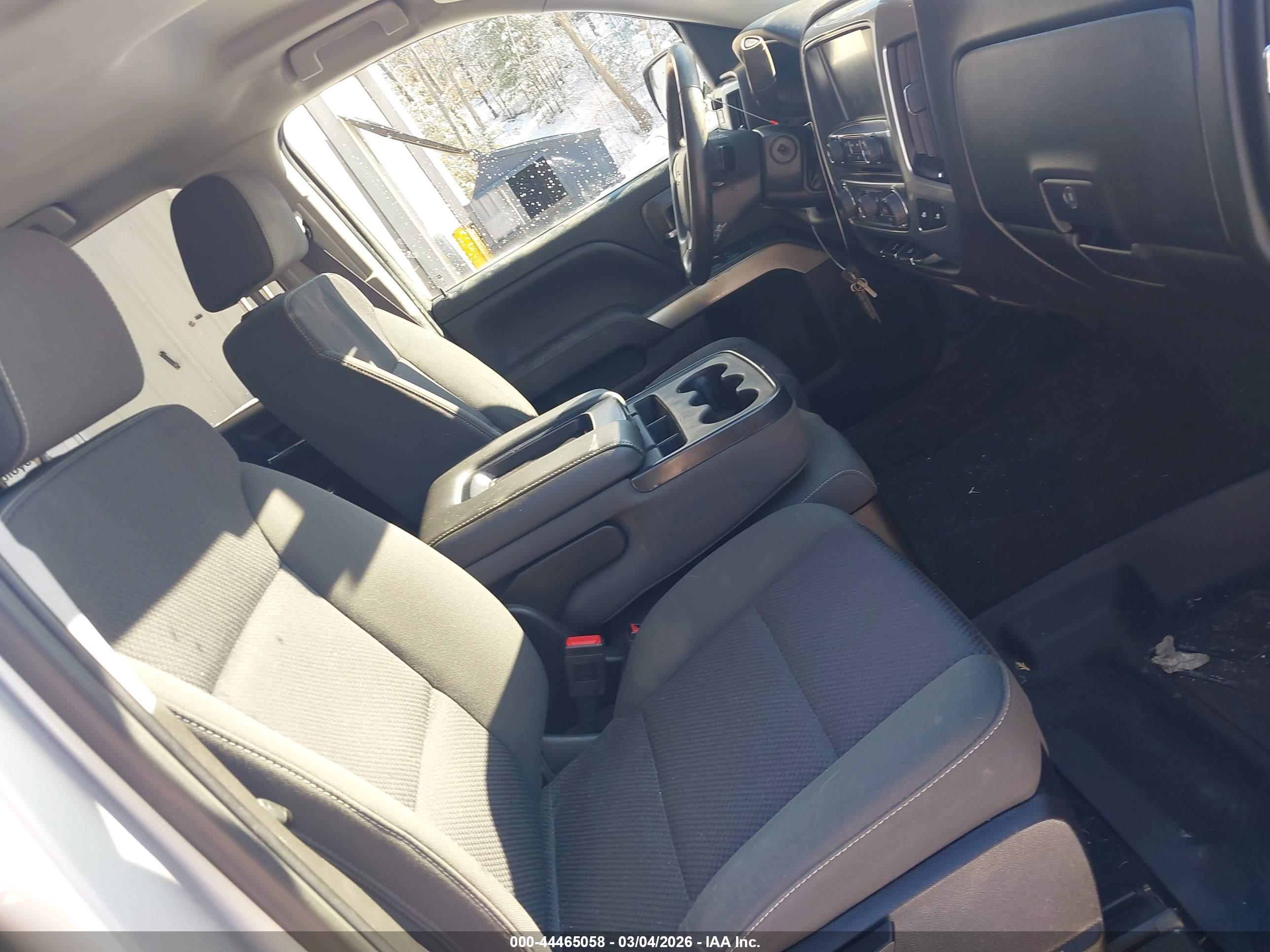 CHEVROLET SILVERADO image 5