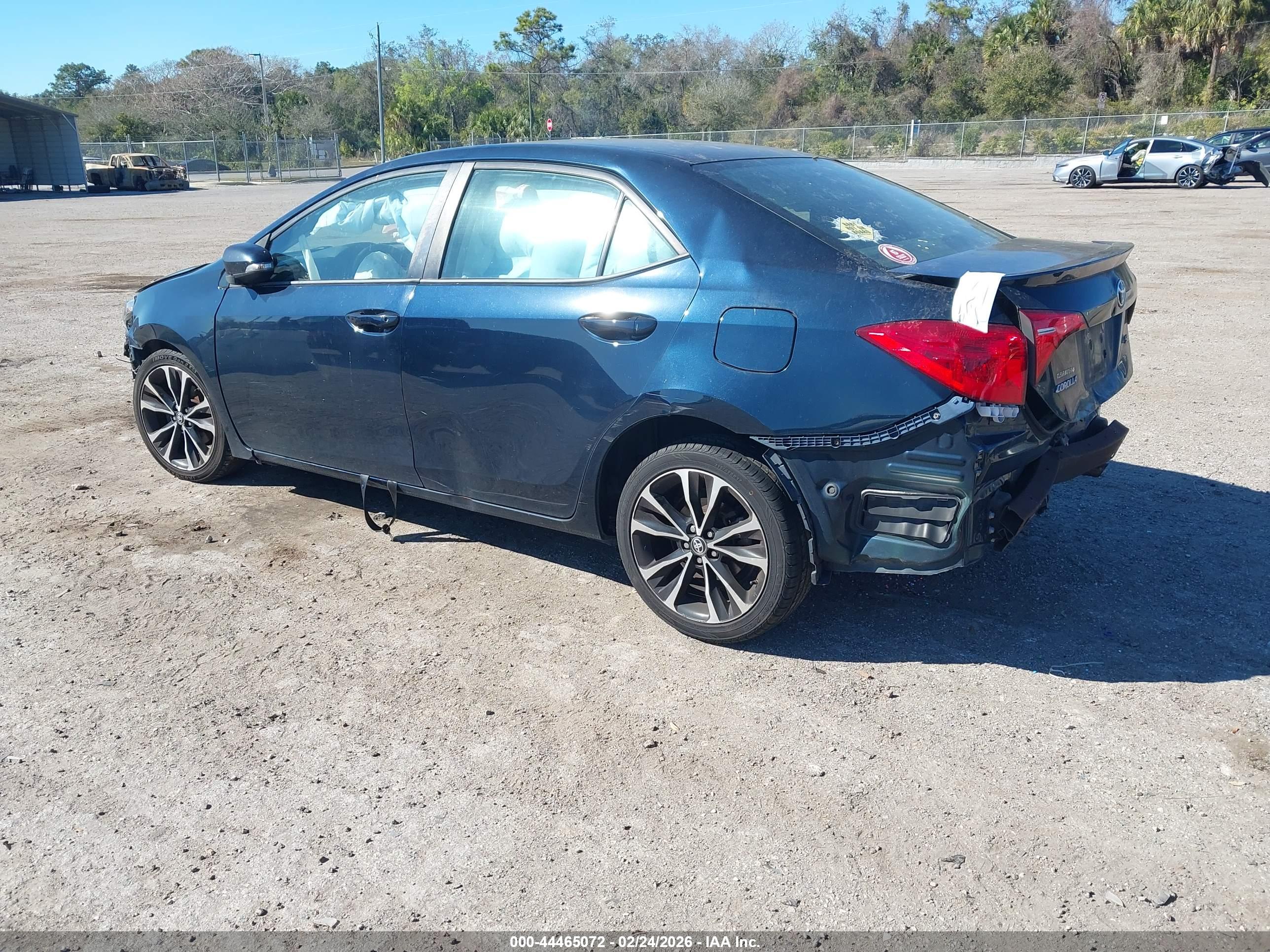 TOYOTA COROLLA image 3