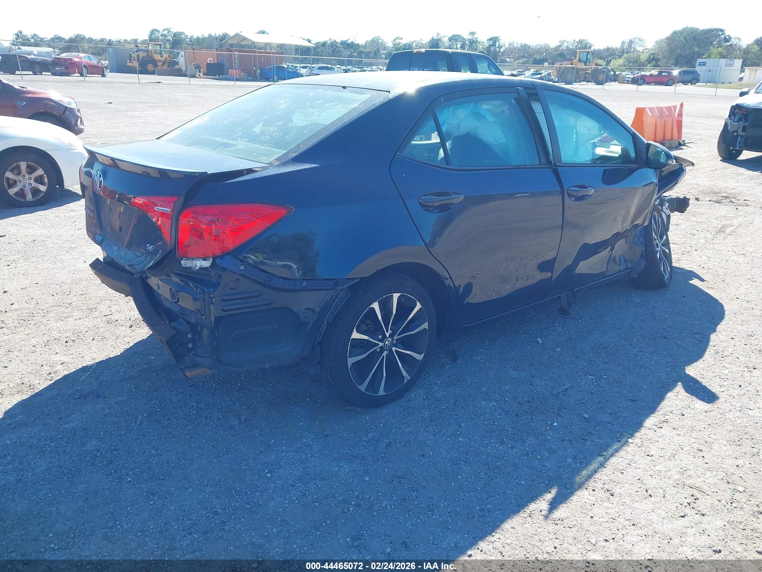 TOYOTA COROLLA image 4