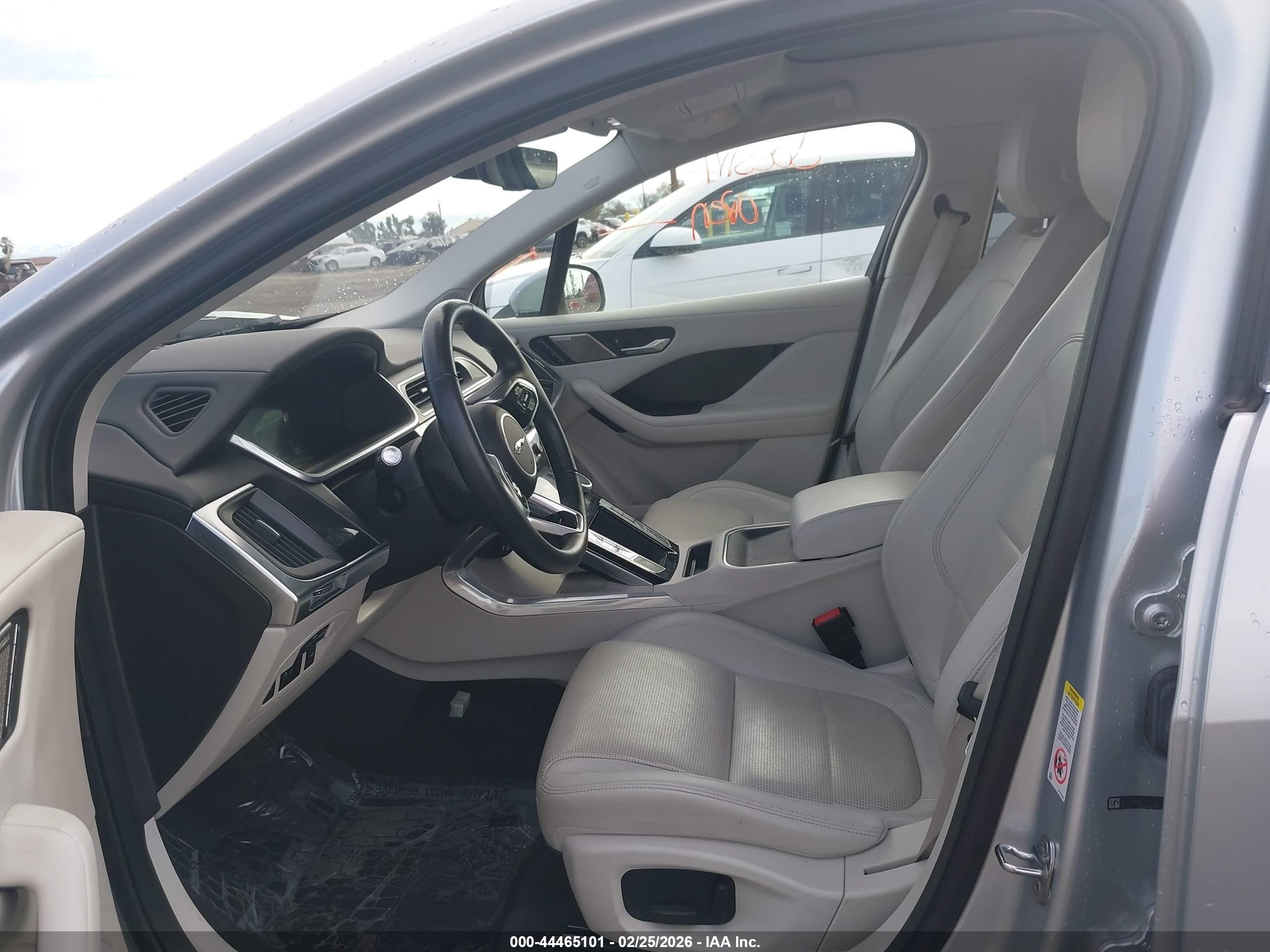 JAGUAR I-PACE image 5