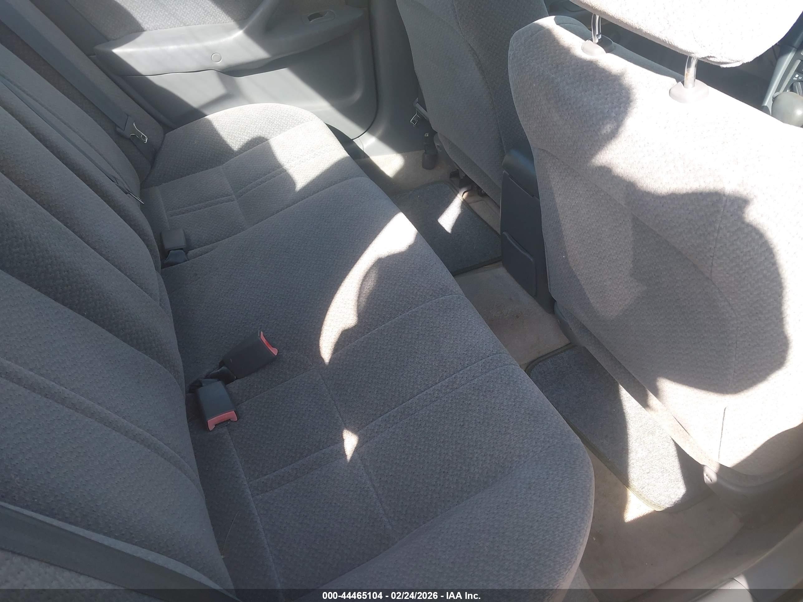 TOYOTA CAMRY image 8