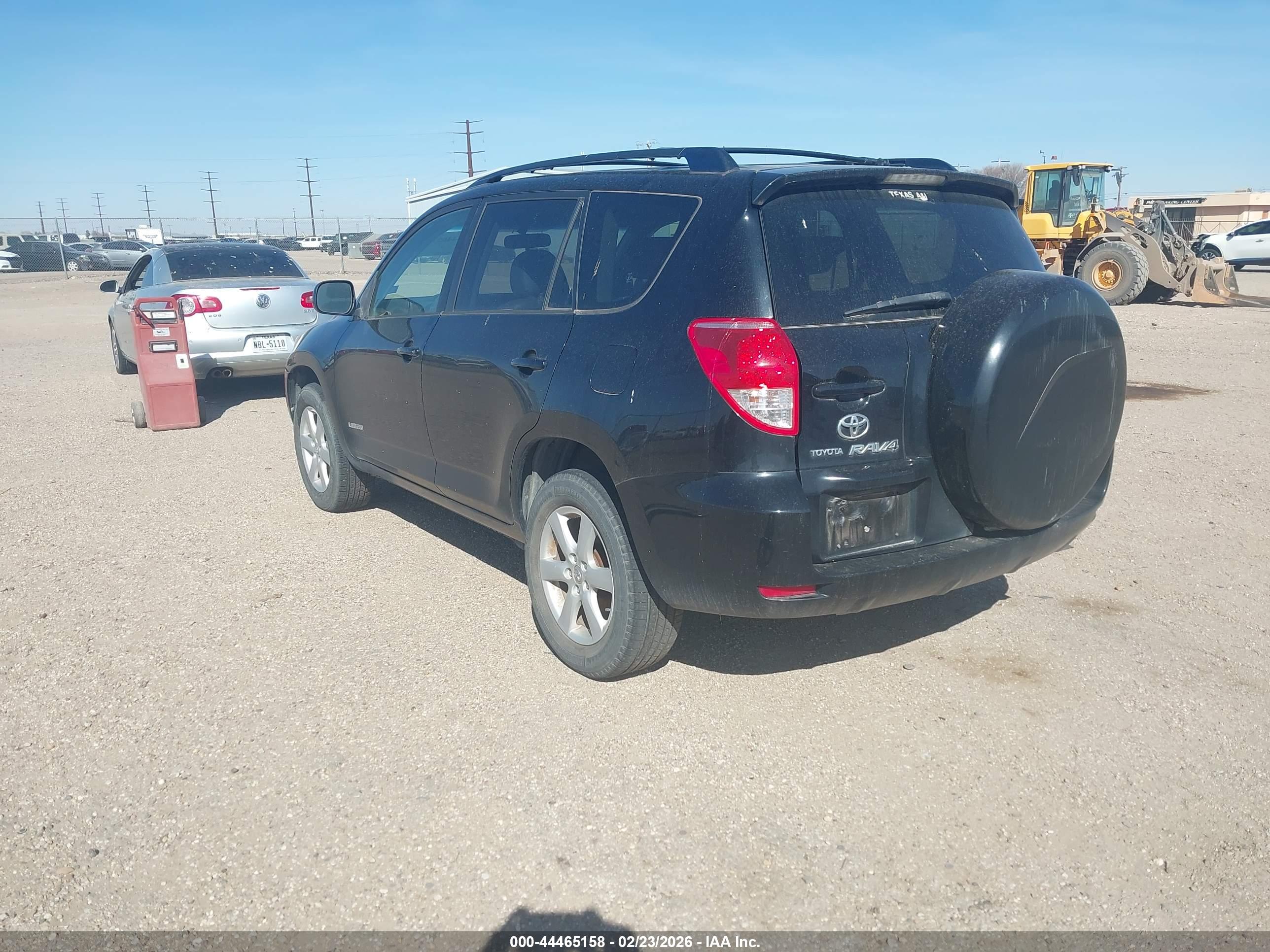 TOYOTA RAV4 image 3
