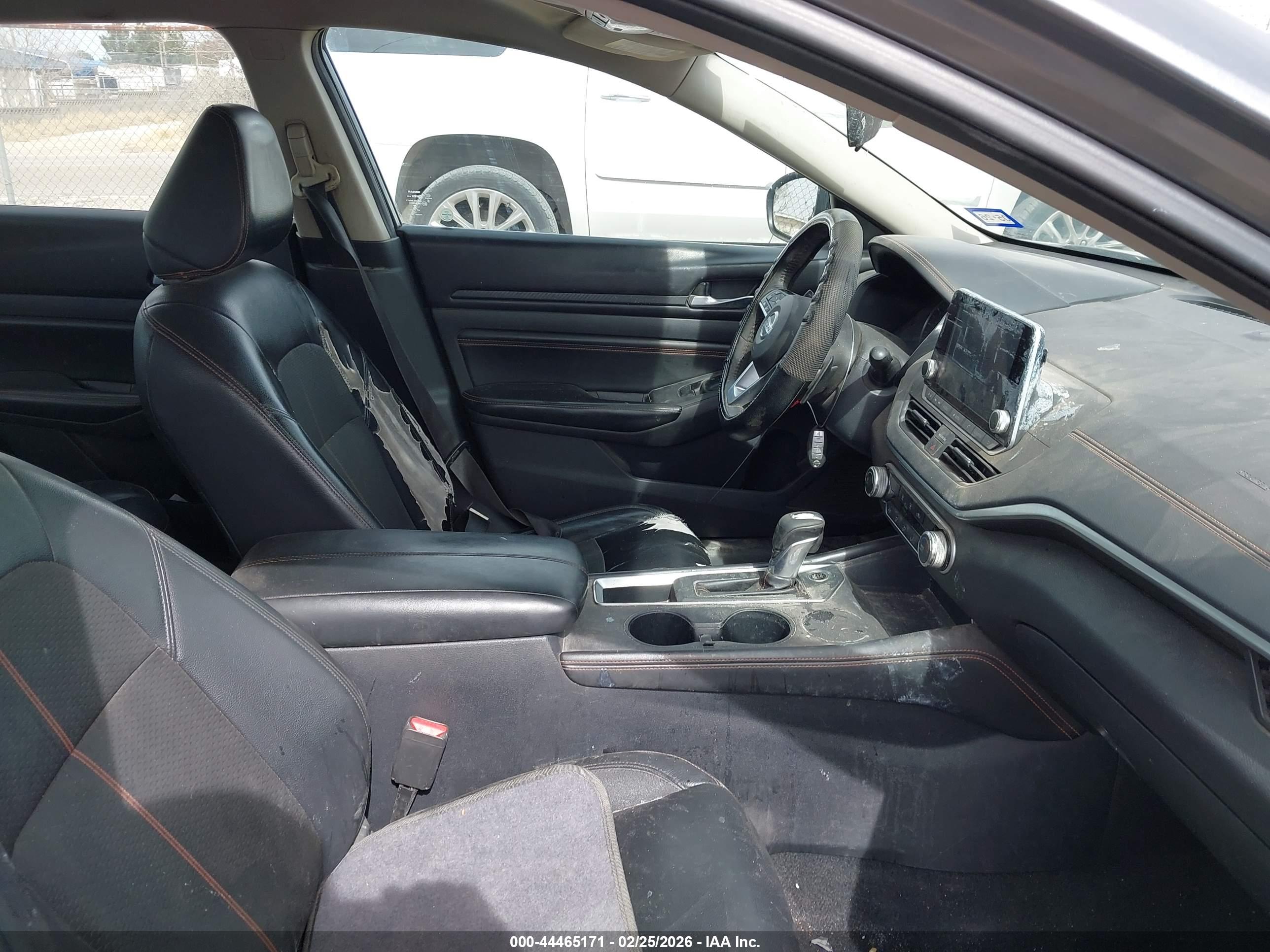NISSAN ALTIMA image 5
