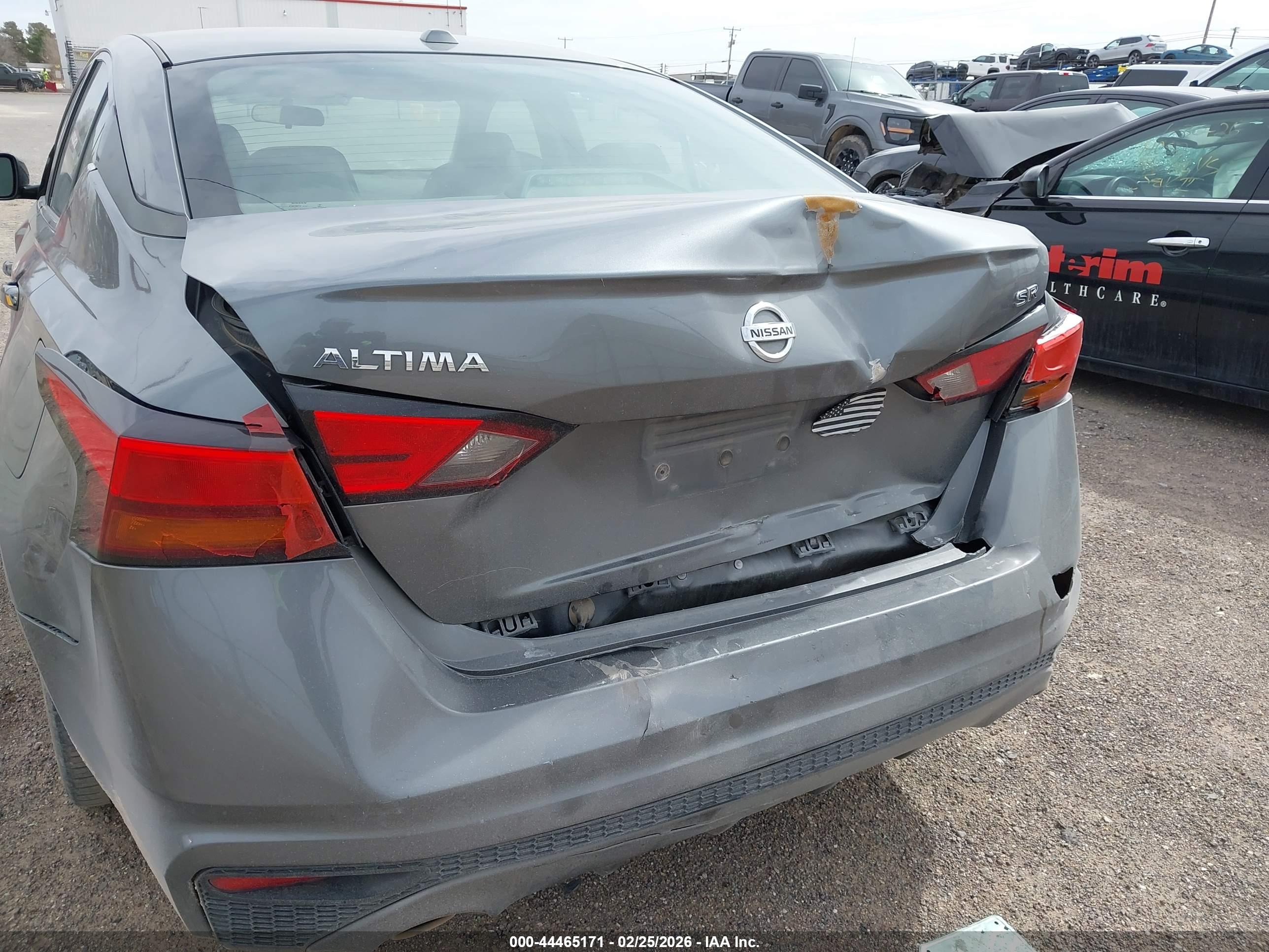 NISSAN ALTIMA image 6