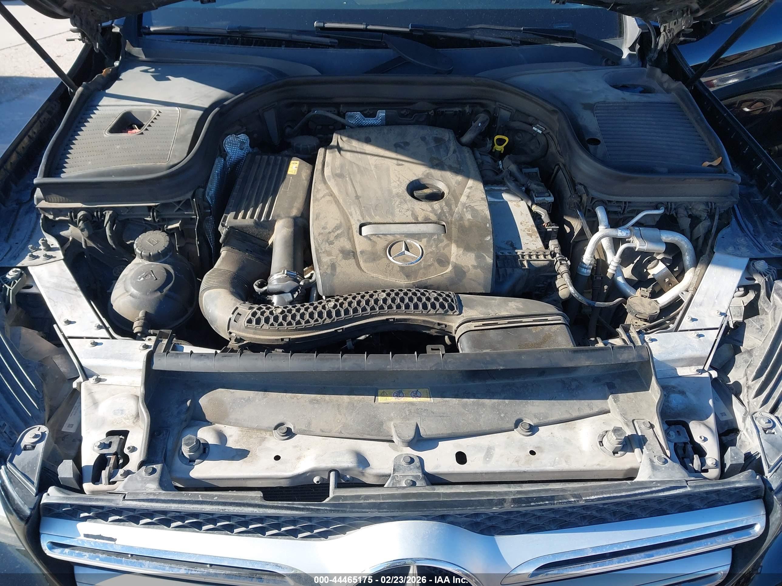 MERCEDES-BENZ GLC image 10