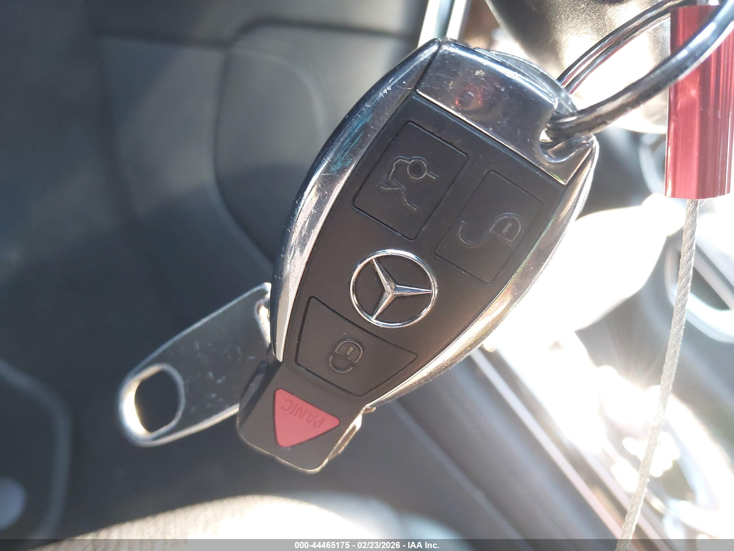 MERCEDES-BENZ GLC image 11