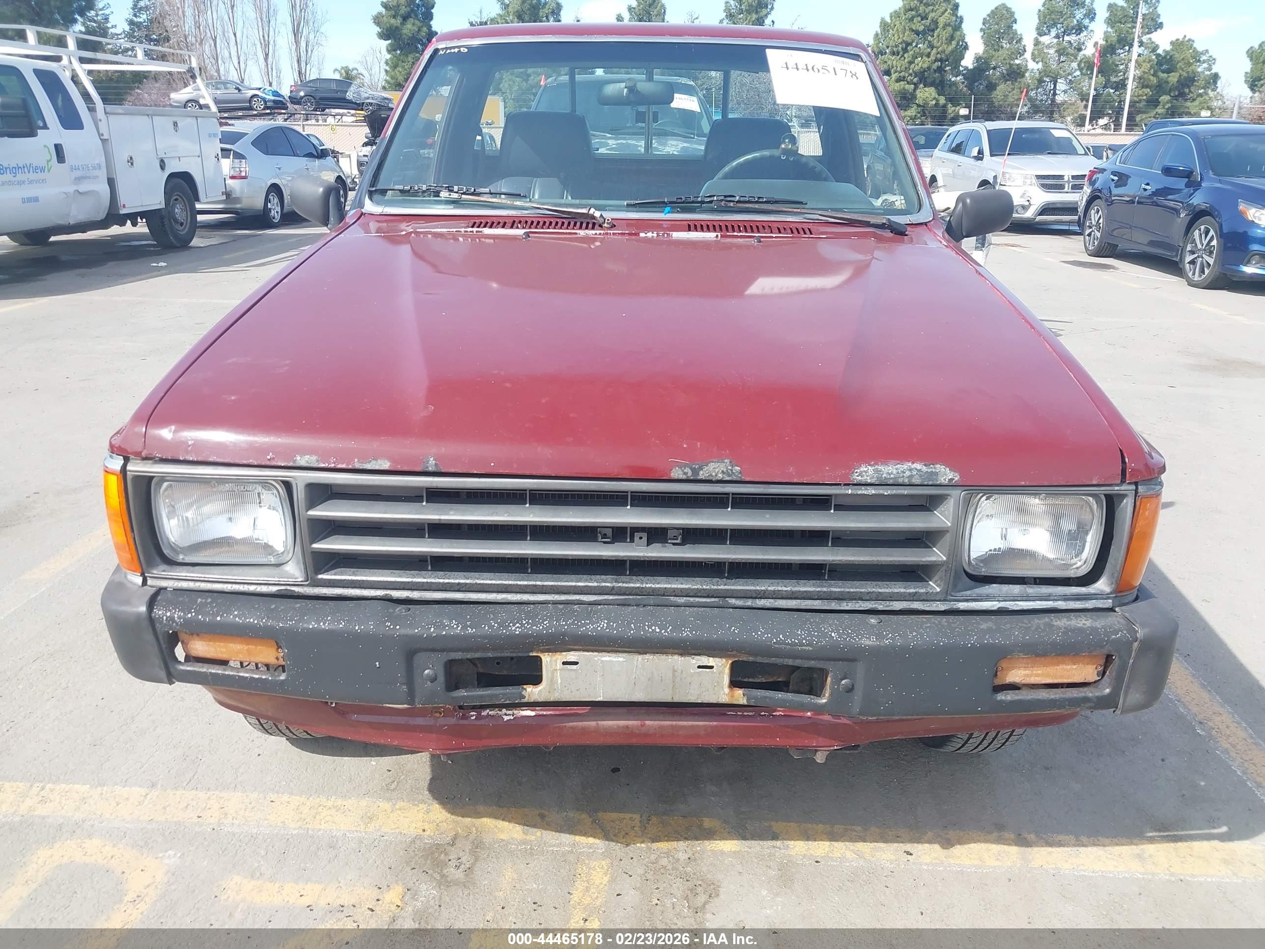 TOYOTA PICKUP image 6