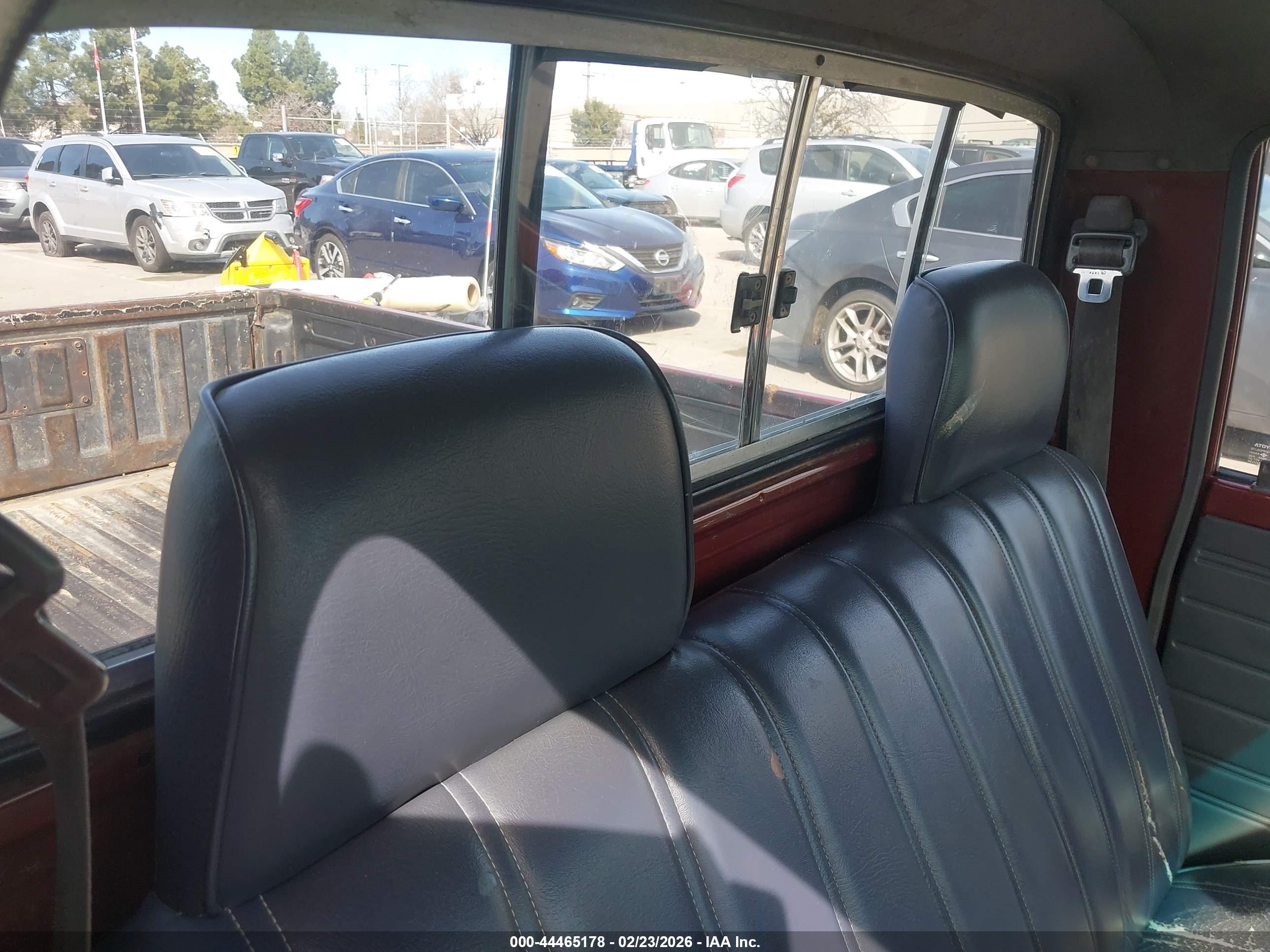 TOYOTA PICKUP image 8