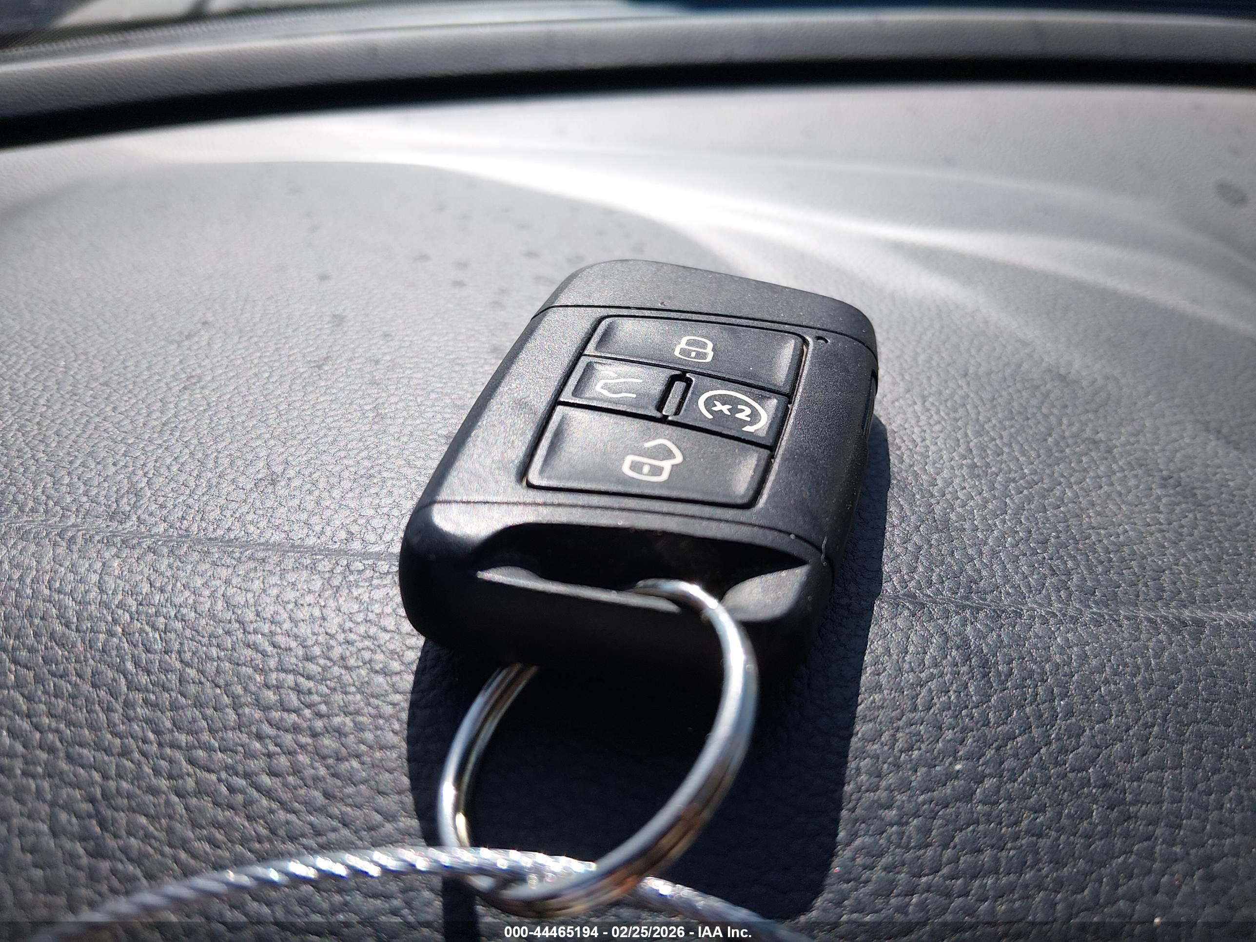 VOLKSWAGEN ATLAS image 11
