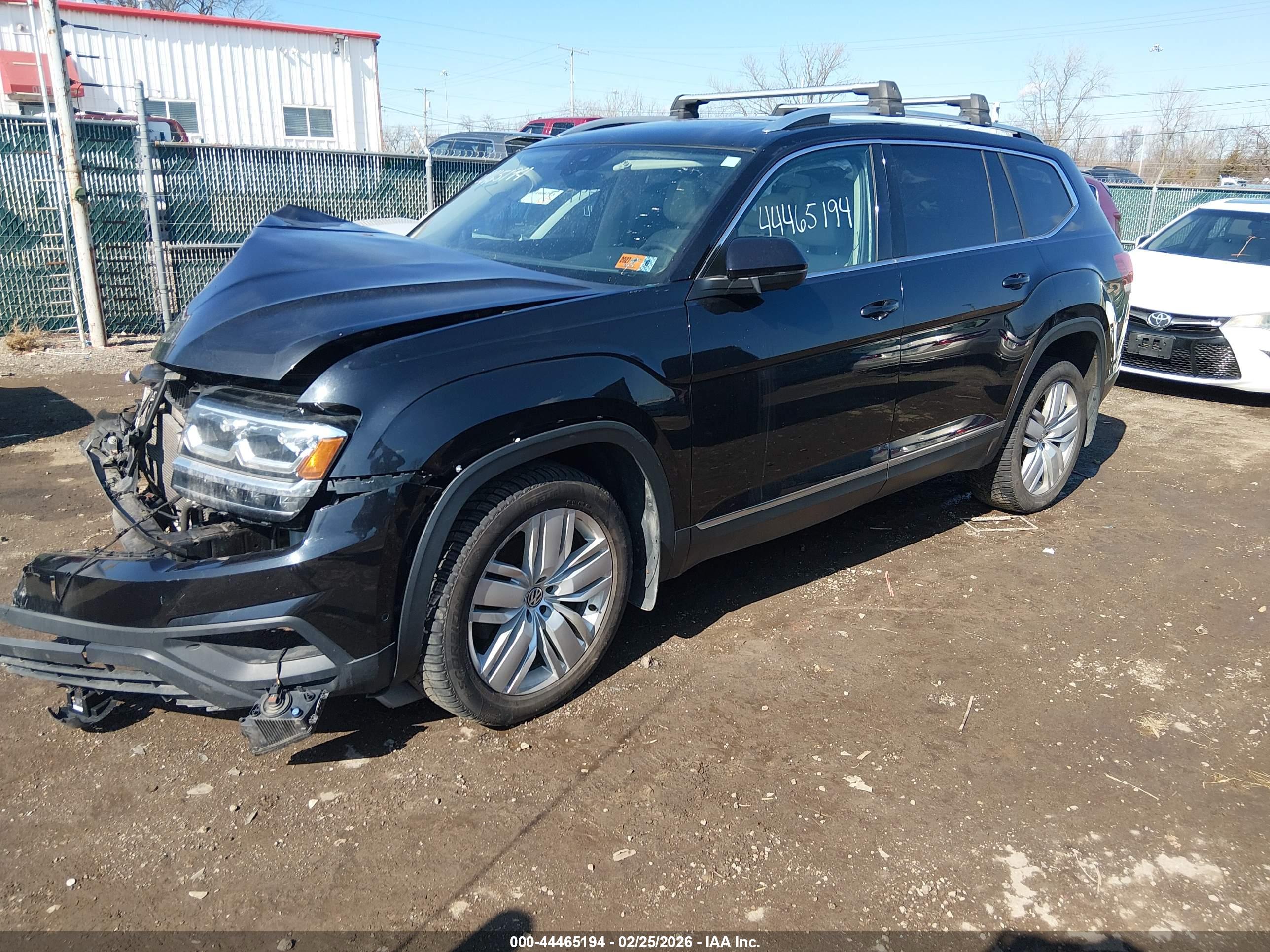 VOLKSWAGEN ATLAS image 2