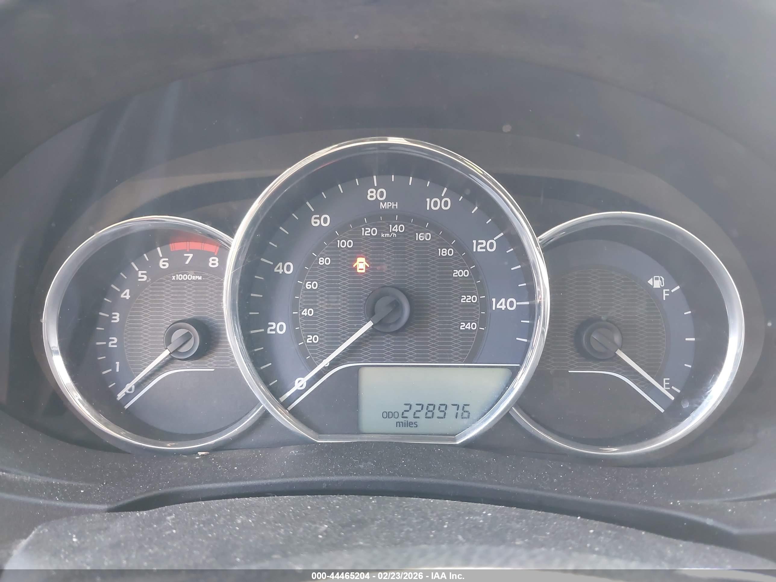 TOYOTA COROLLA image 7