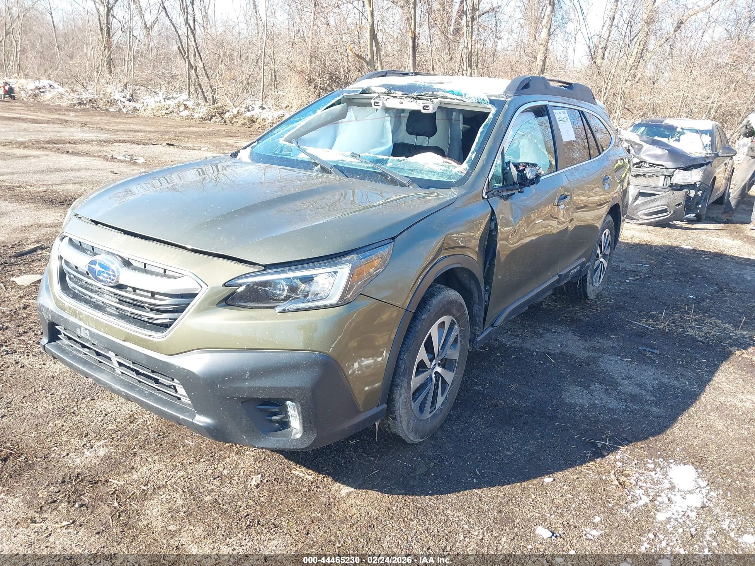 SUBARU OUTBACK image 2