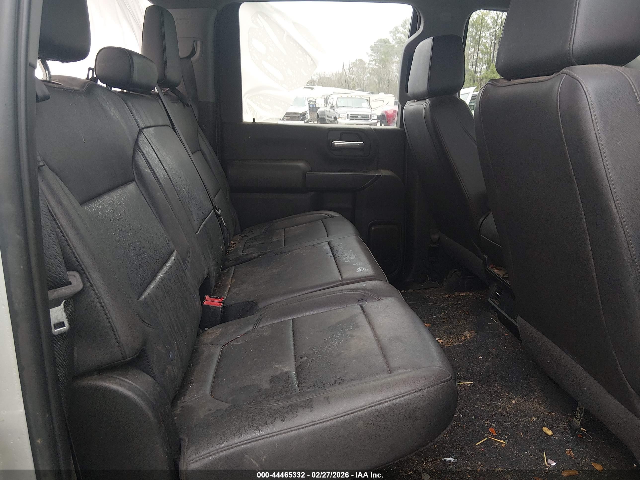 GMC SIERRA image 7
