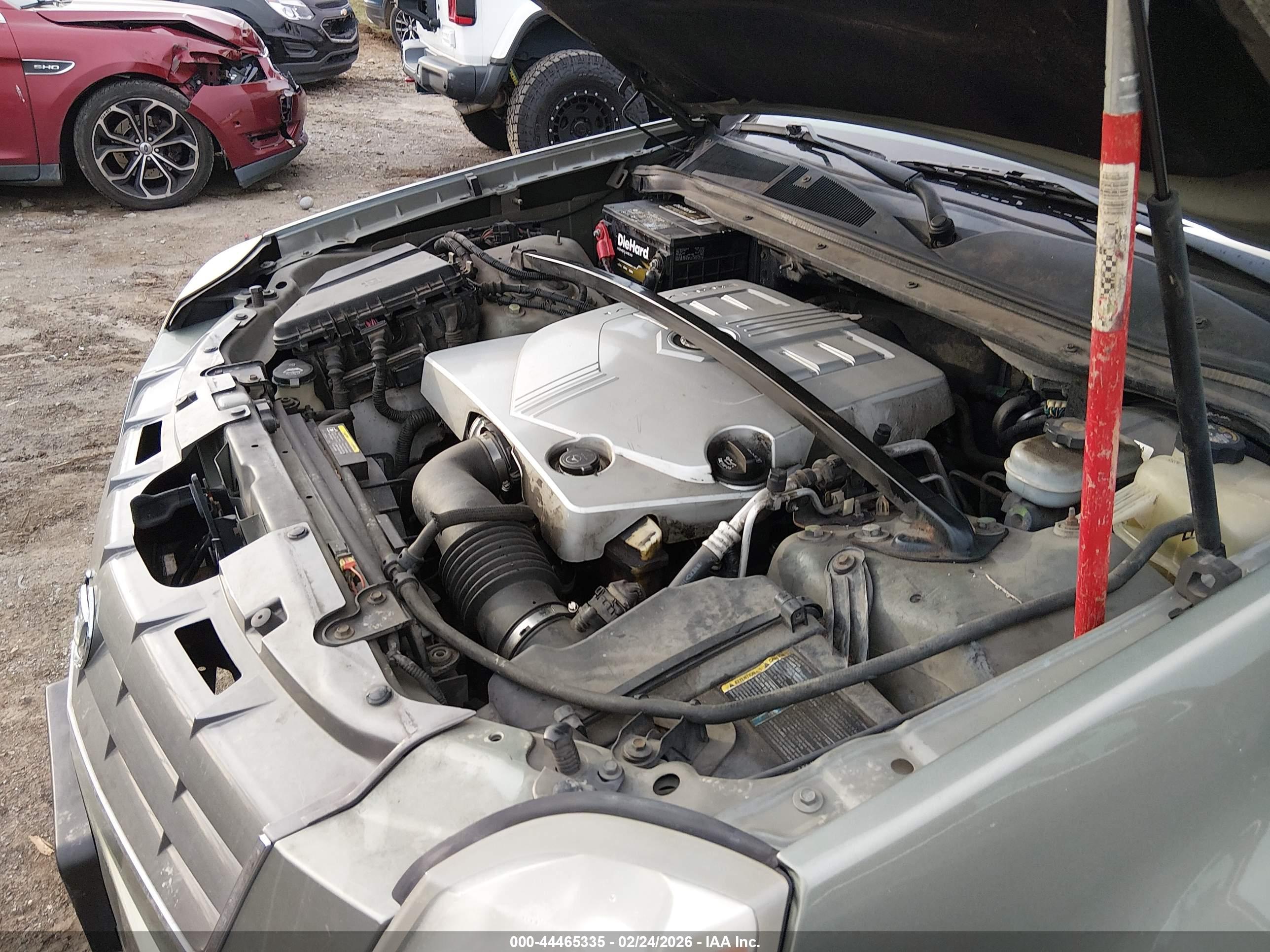 CADILLAC SRX image 10