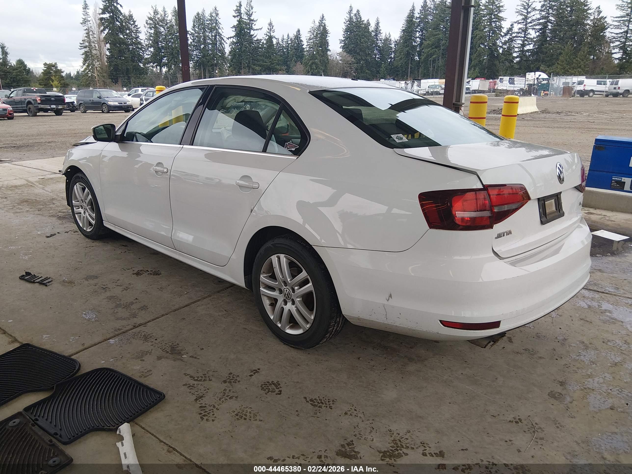 VOLKSWAGEN JETTA image 3