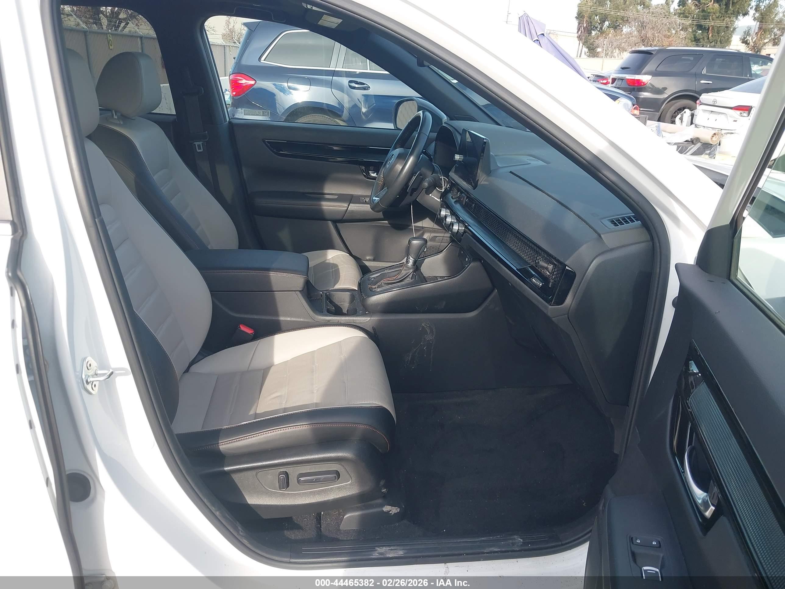 HONDA CR-V image 5