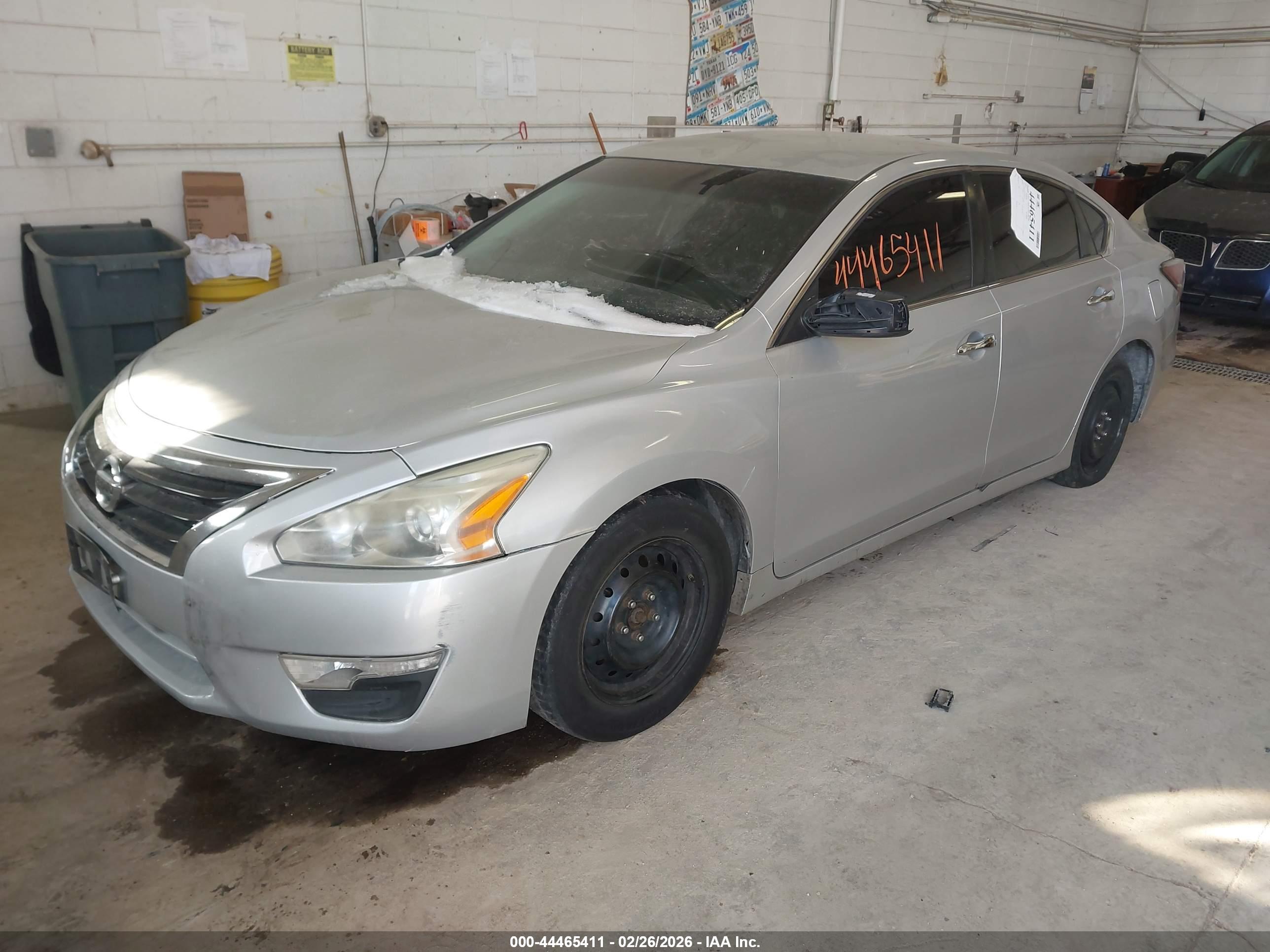 NISSAN ALTIMA image 2