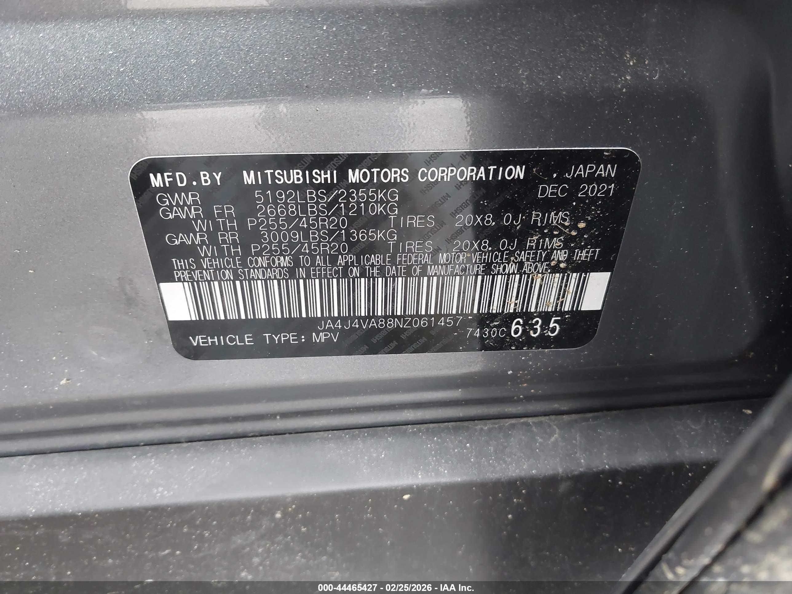 MITSUBISHI OUTLANDER image 9