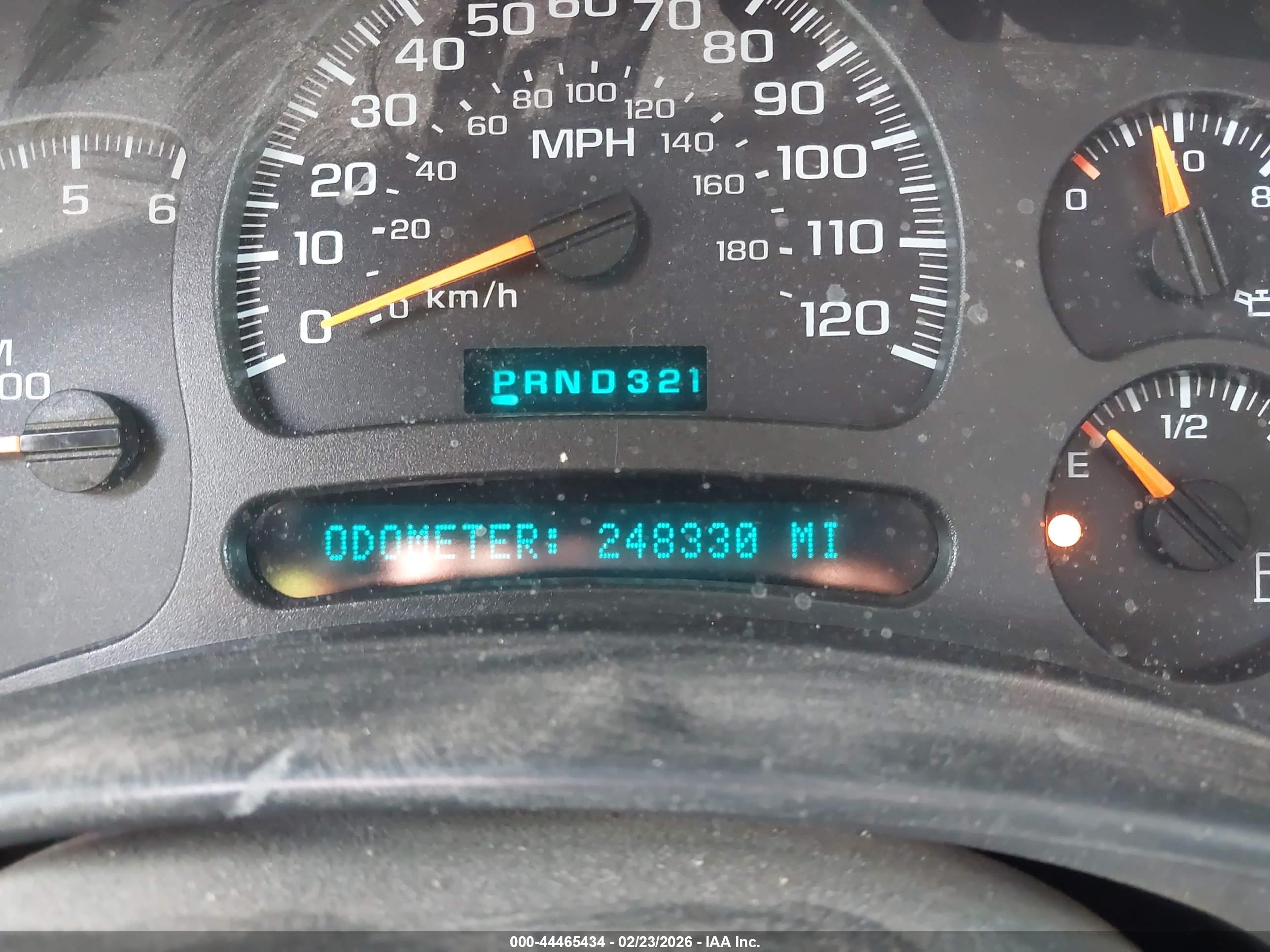 CHEVROLET SILVERADO image 7