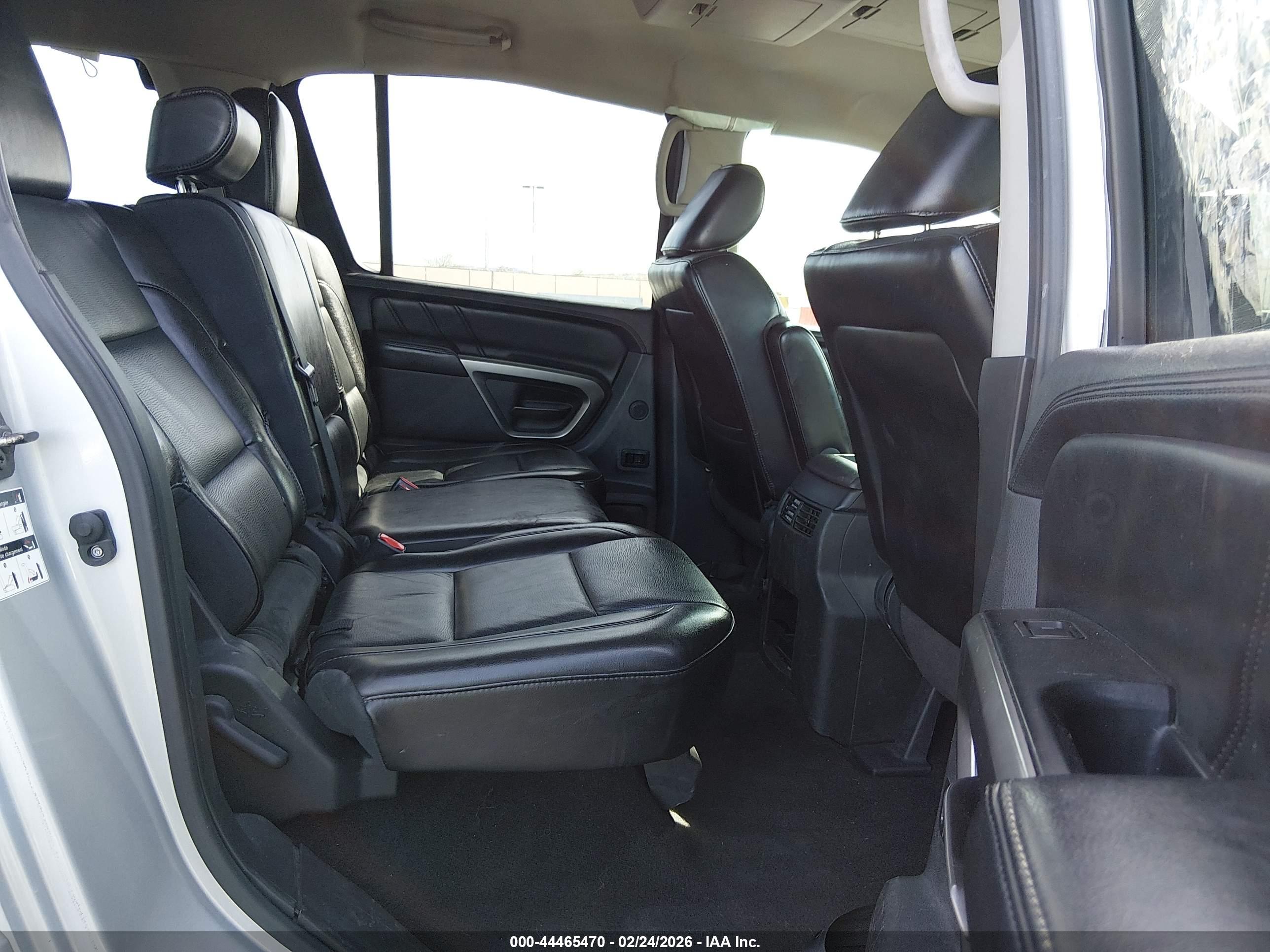 NISSAN ARMADA image 8