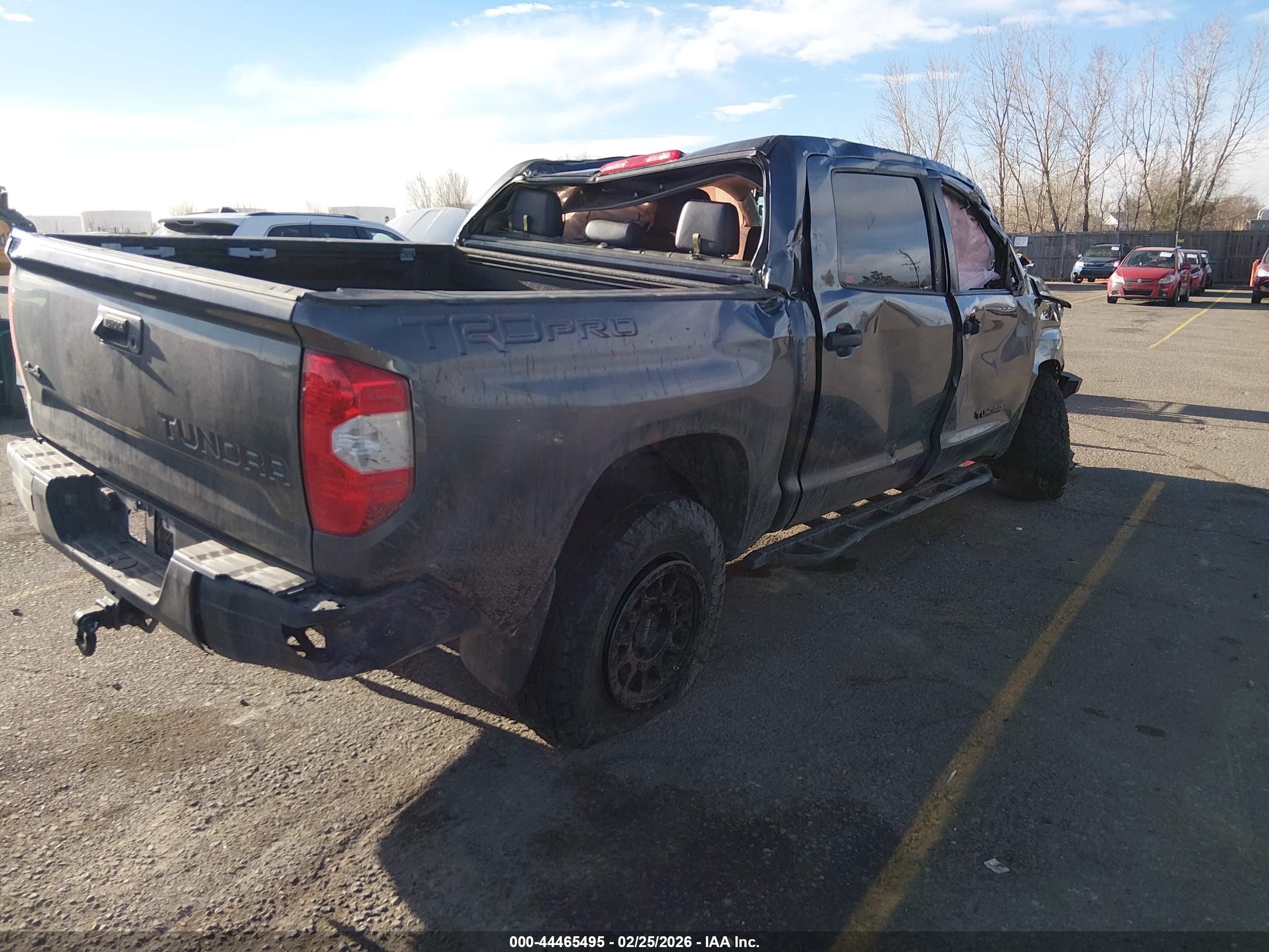 TOYOTA TUNDRA image 4