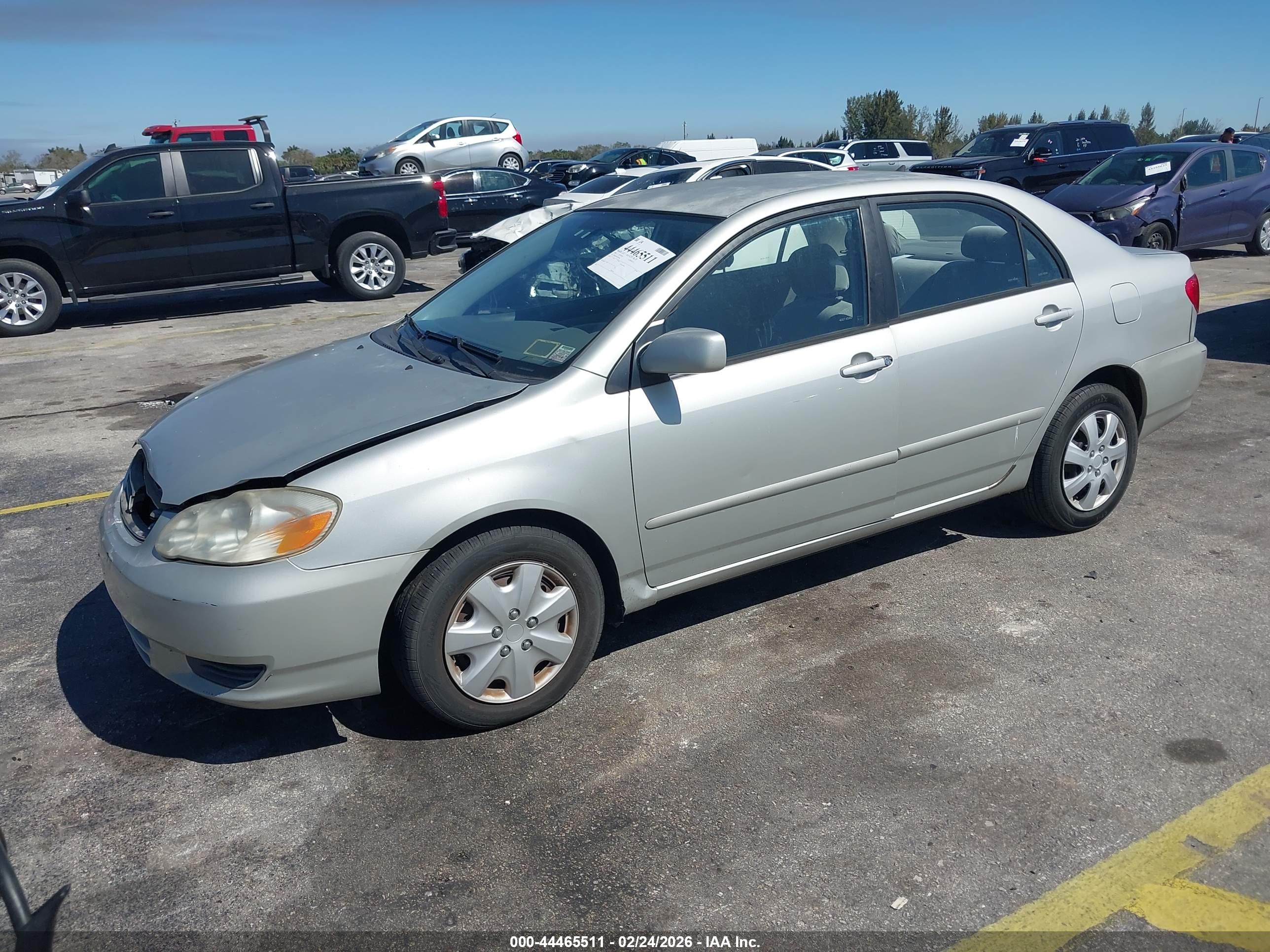 TOYOTA COROLLA image 2