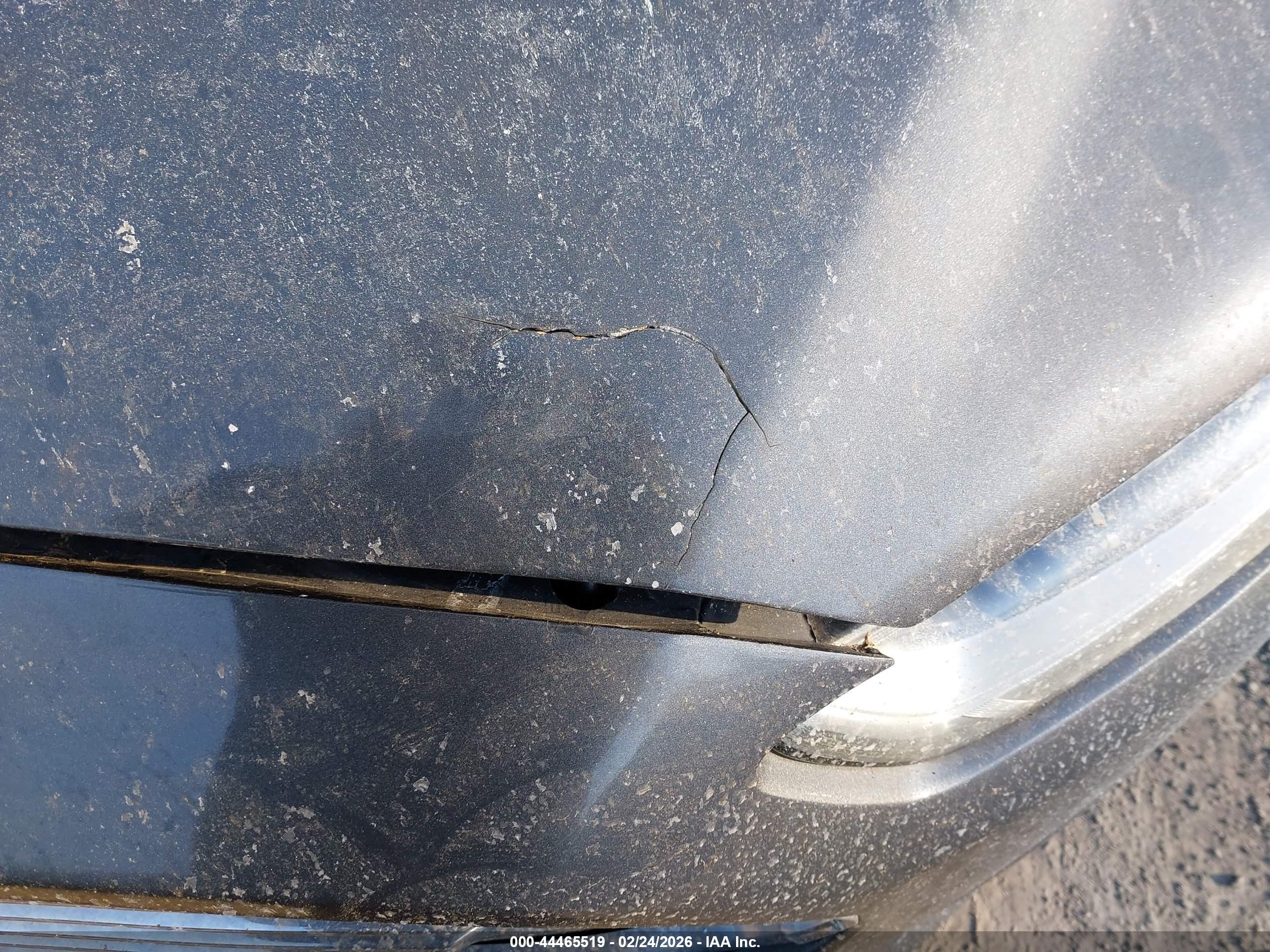 FORD FUSION image 6