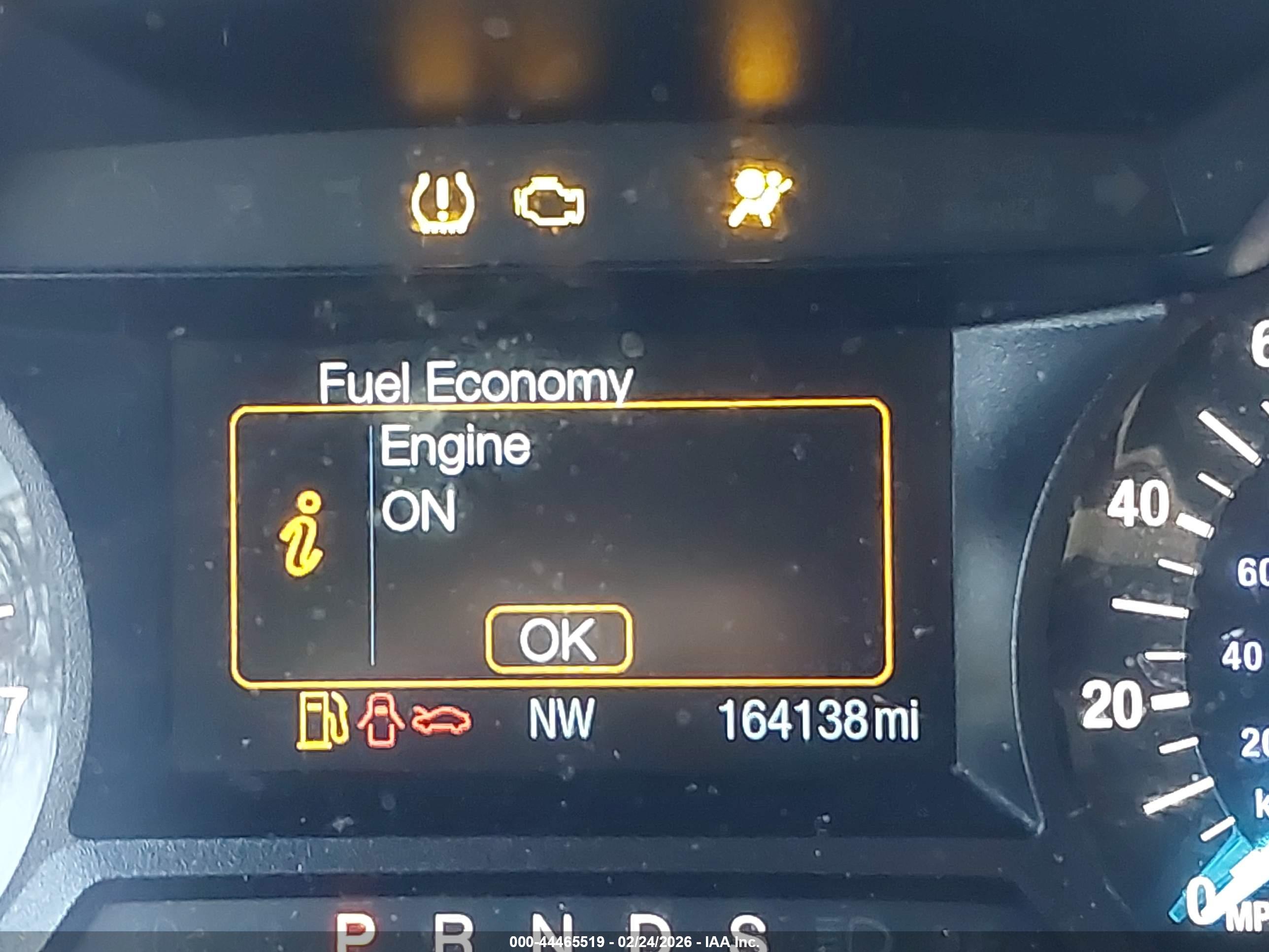 FORD FUSION image 7
