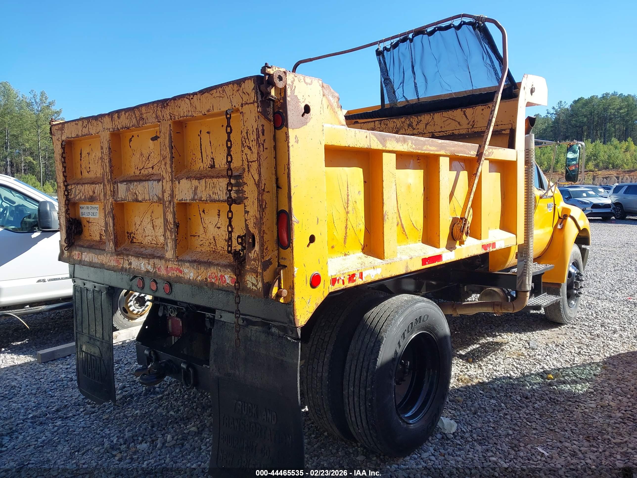 FORD F-750 image 4