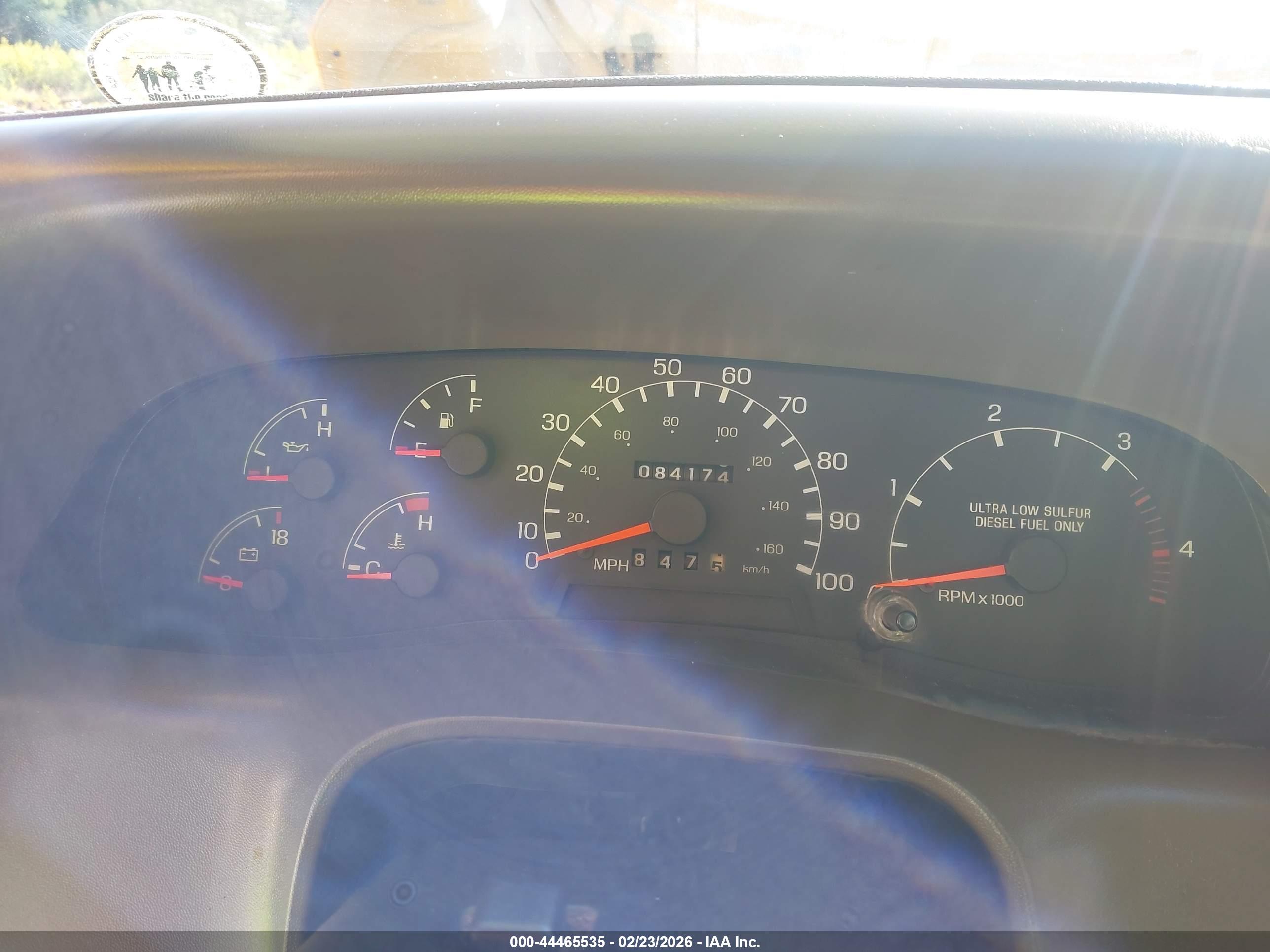 FORD F-750 image 6